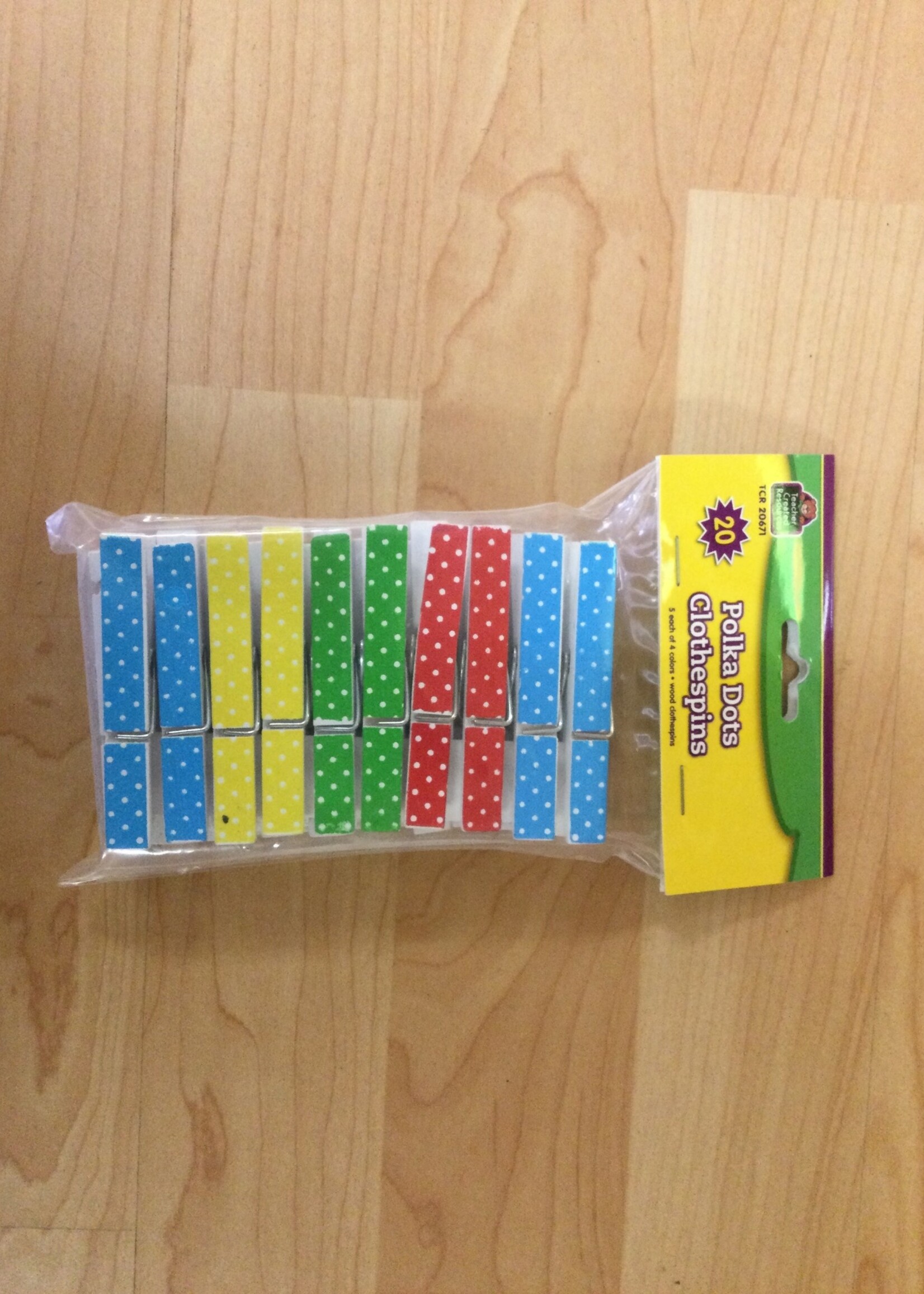 Polka Dot Clothespins 20pk