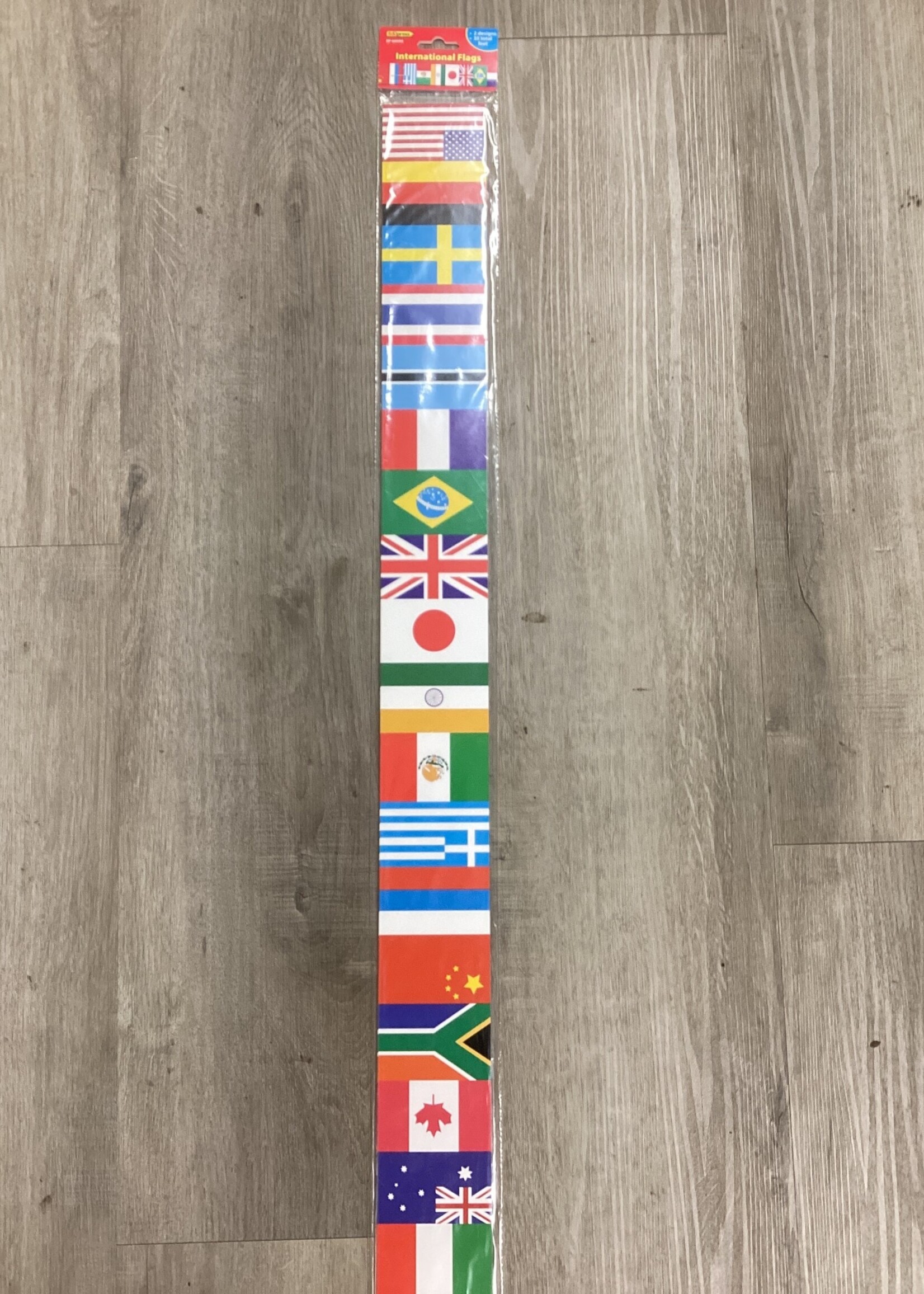 International Flags Straight Border 35’