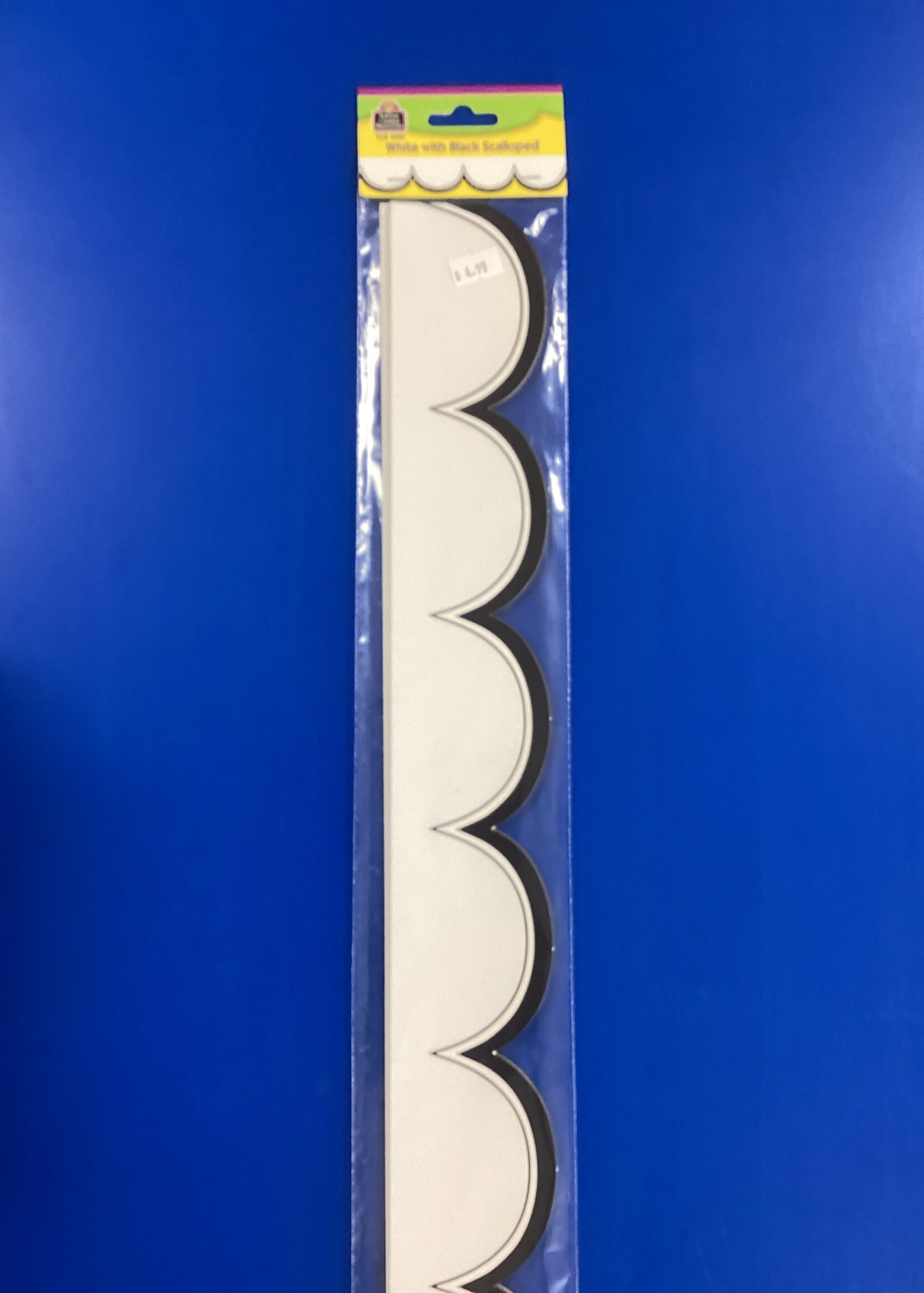 White with Black Scalloped Die-Cut Border Trim 35’
