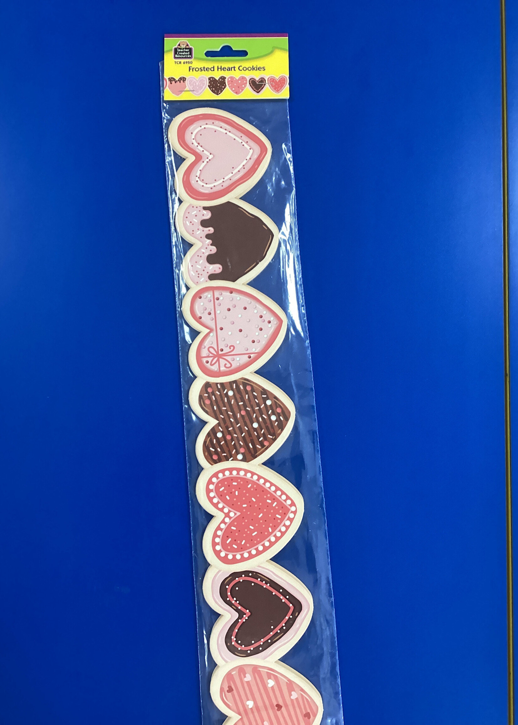 Frosted Heart Cookies Border 35’