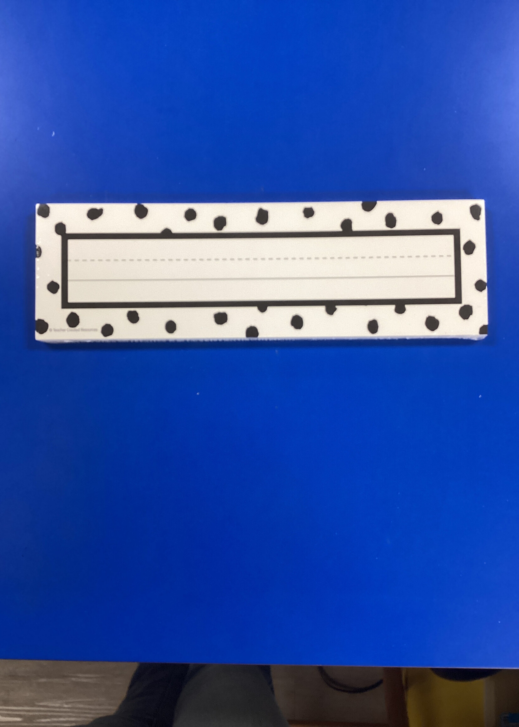 Black Painted Dots On White Names Plates 36pc