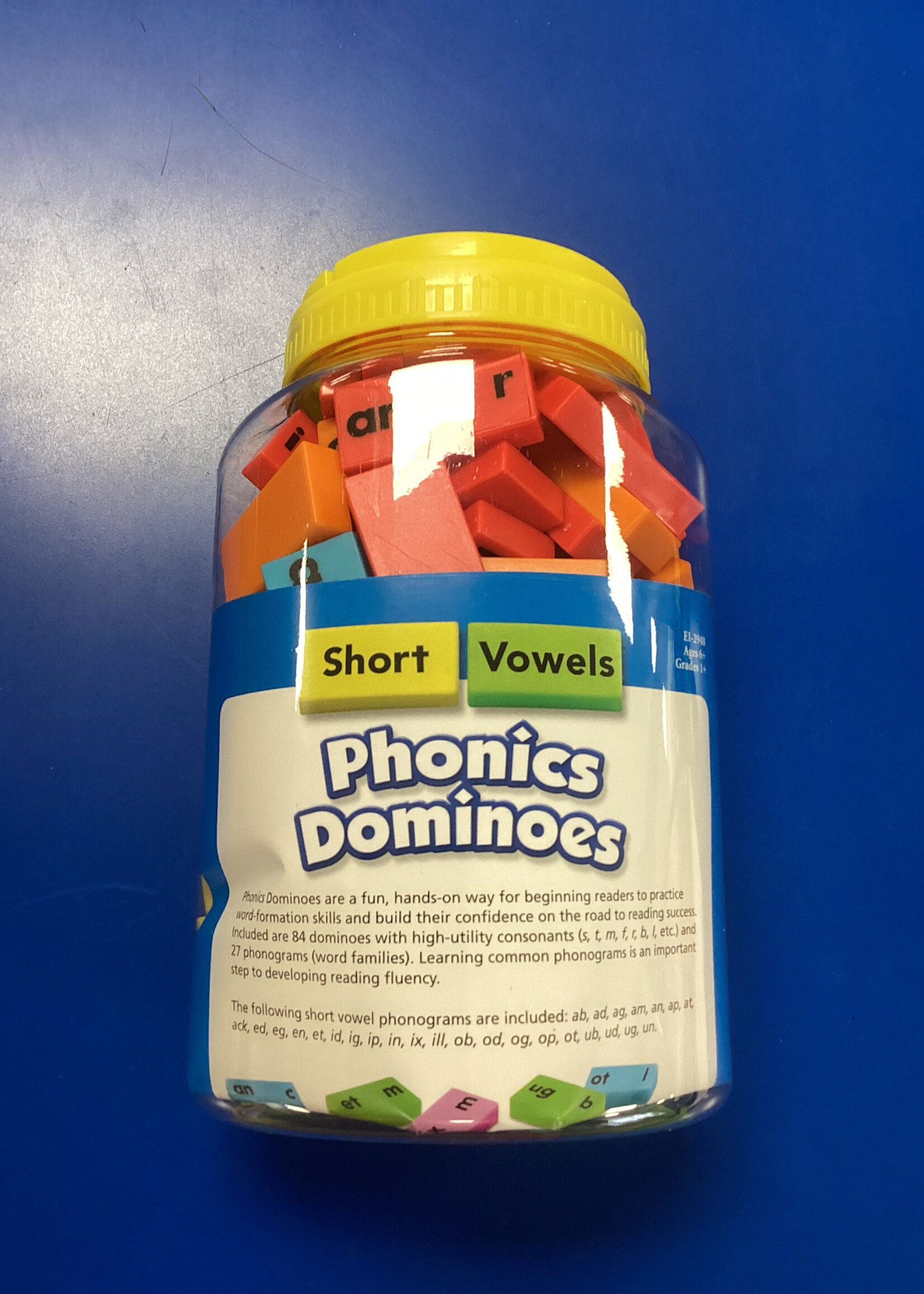 Short Vowel Phonics Dominoes 84pc