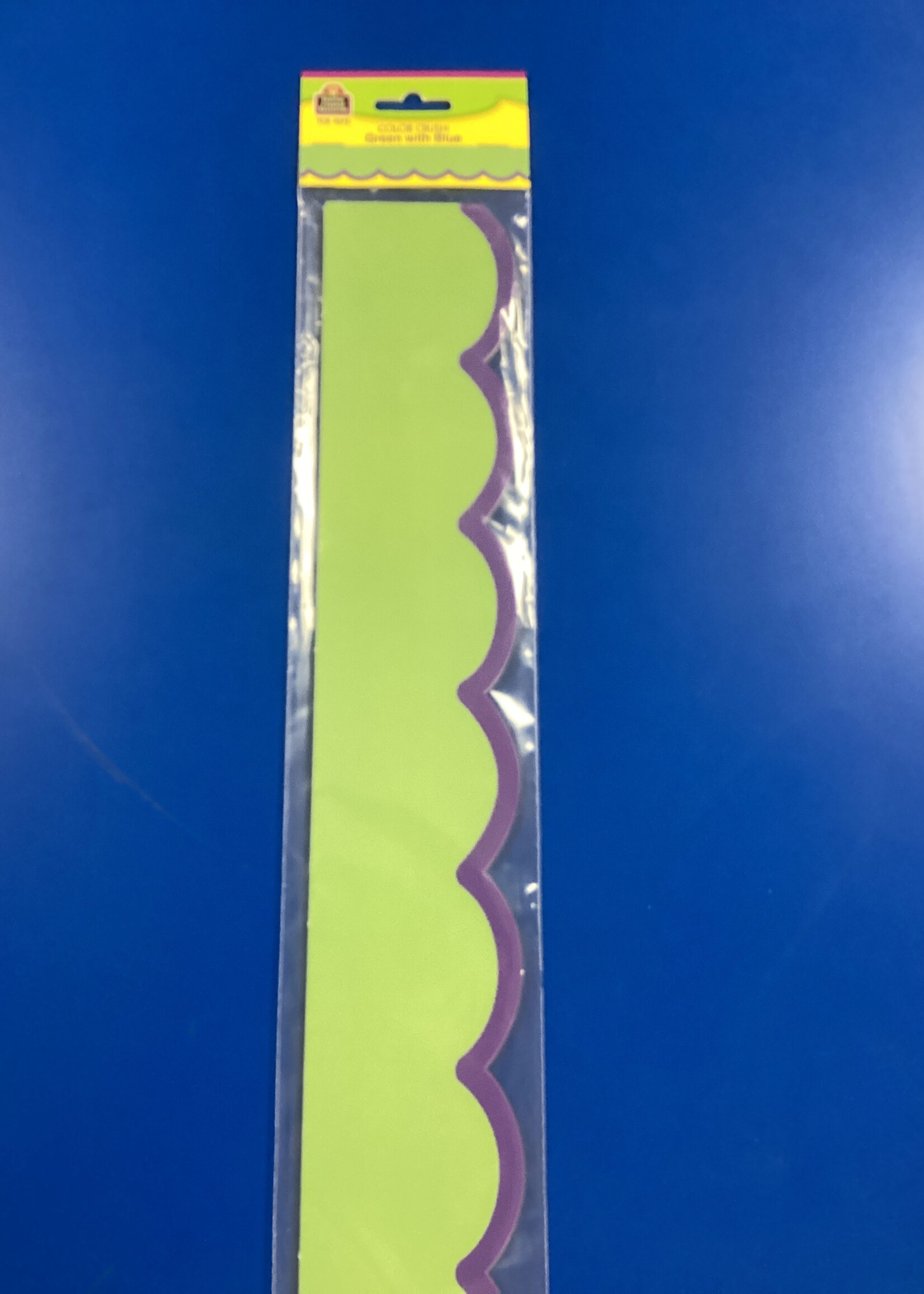 Color Crush Green w/Blue Scalloped Border 35'