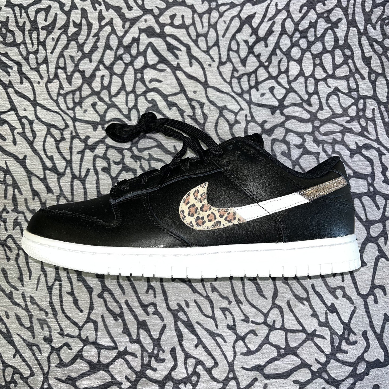 Nike Nike Dunk Low SE Primal Black W