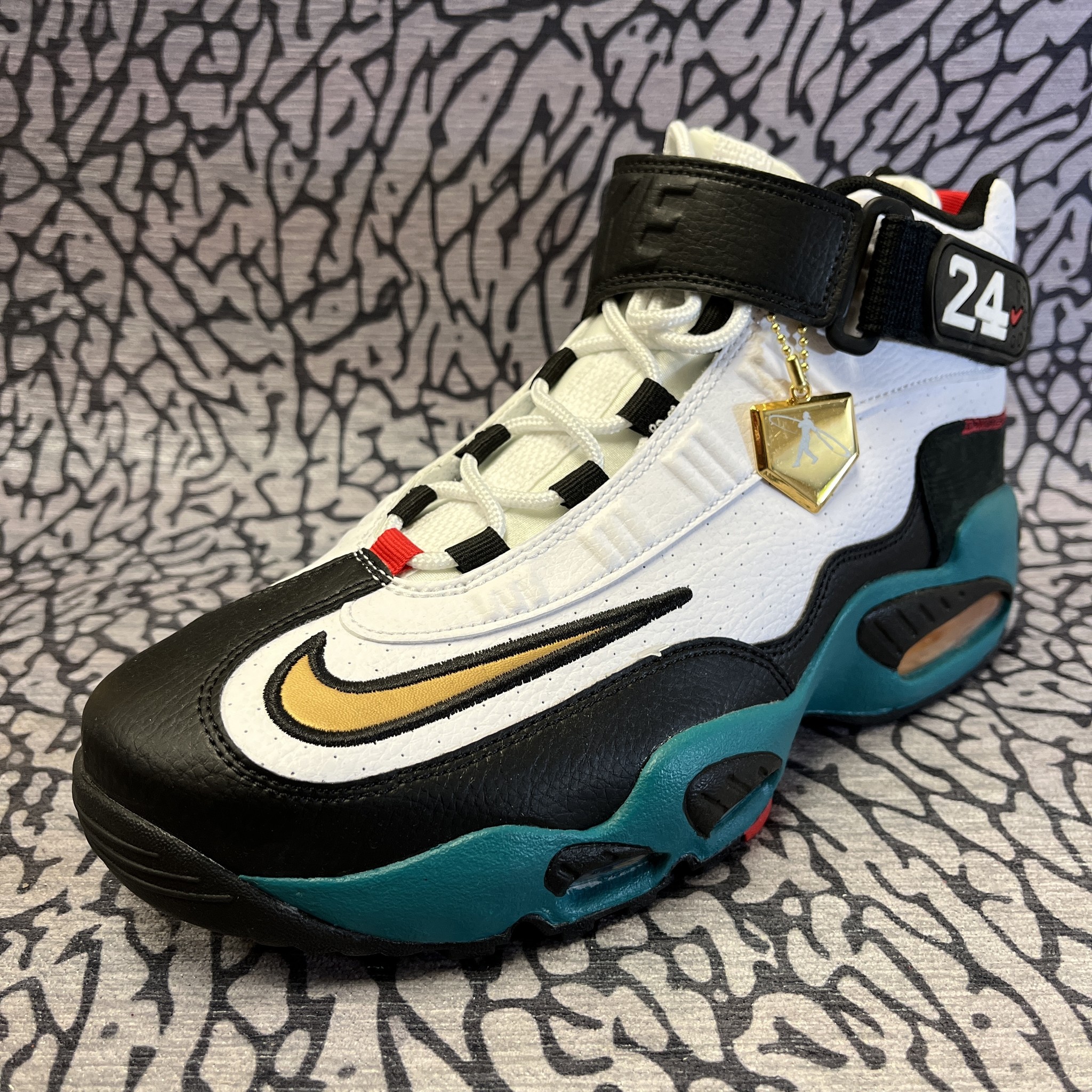 Nike Air Griffey Max 1 'Sweetest Swing' Shoes - Size 12