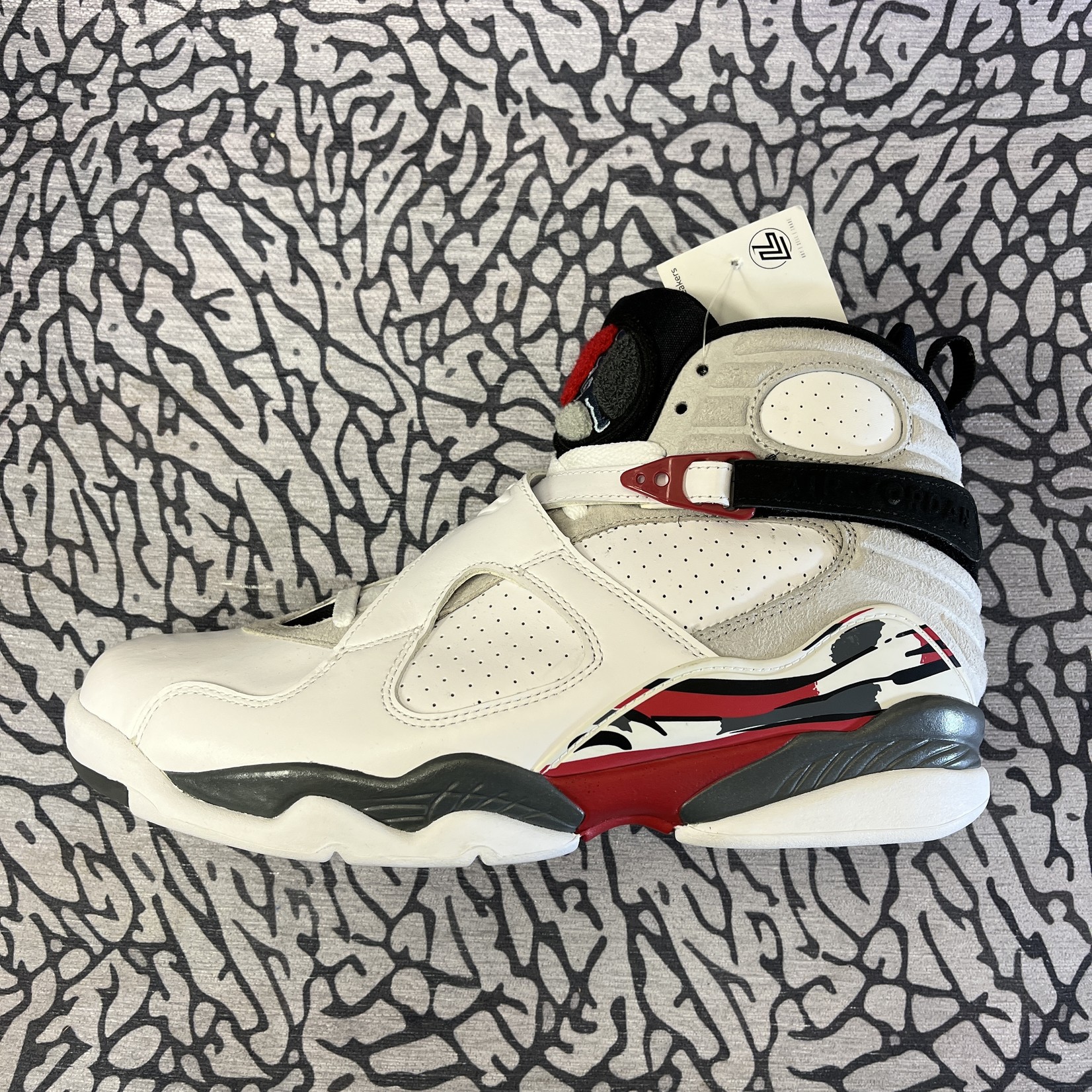 Jordan Air Jordan 8 Retro Bugs Bunny - Lavish Life Sneakers