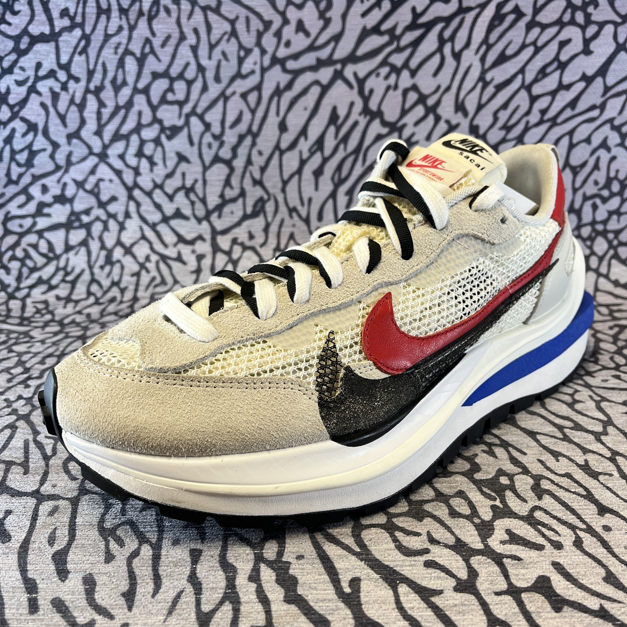 靴 sacai x NIKE VAPORWAFFLE Fuchsia 28 Nike x sacai VaporWaffle 'Royal Fuchsia' Release Date. Nike