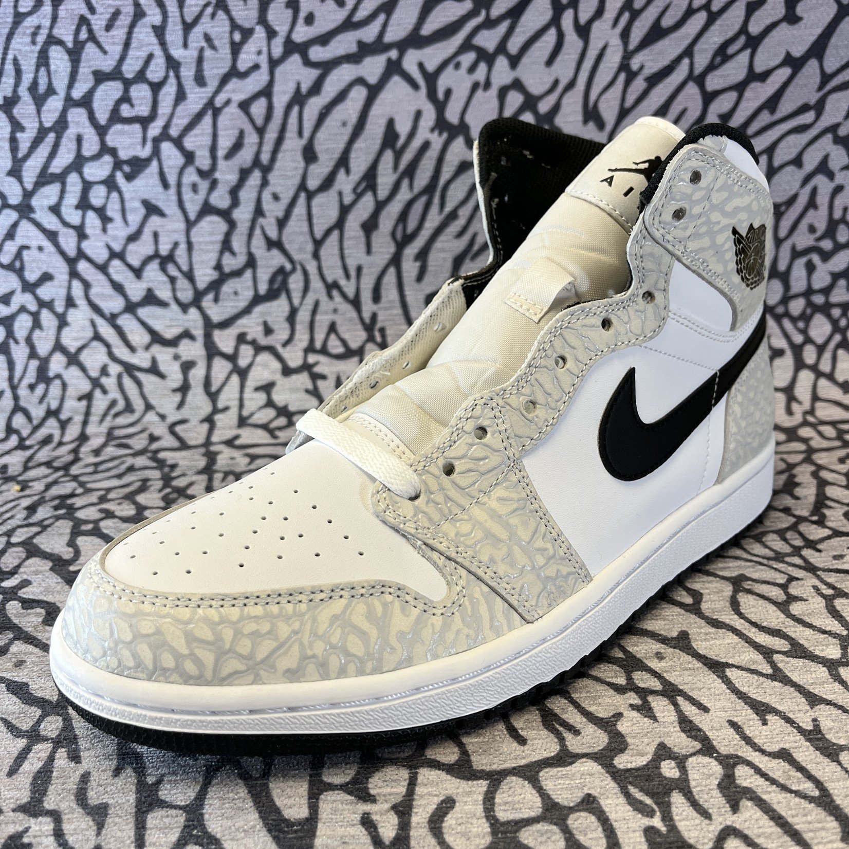 air jordan 1 elephant print