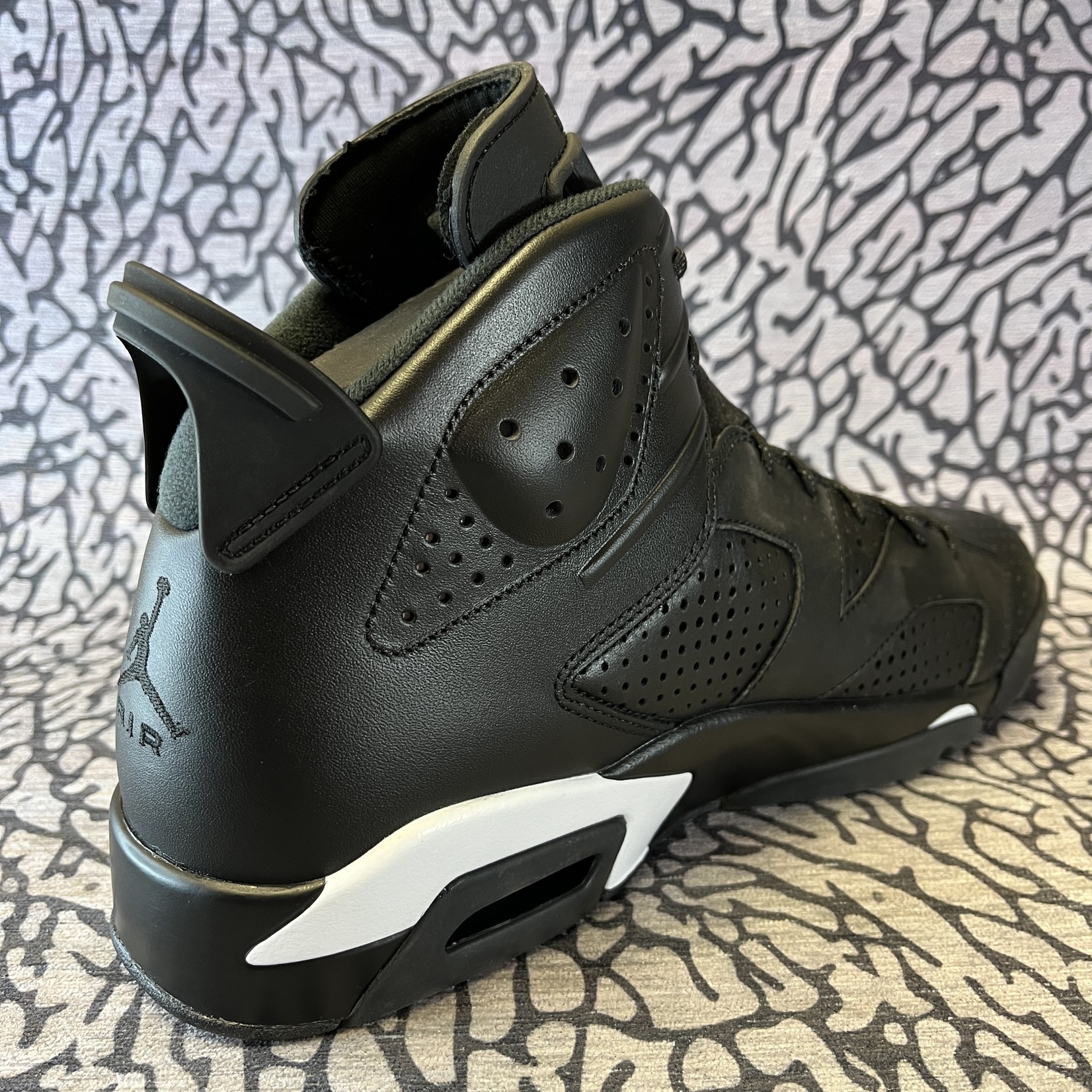 Jordan Air Jordan 6 Retro Black Cat - Lavish Life Sneakers