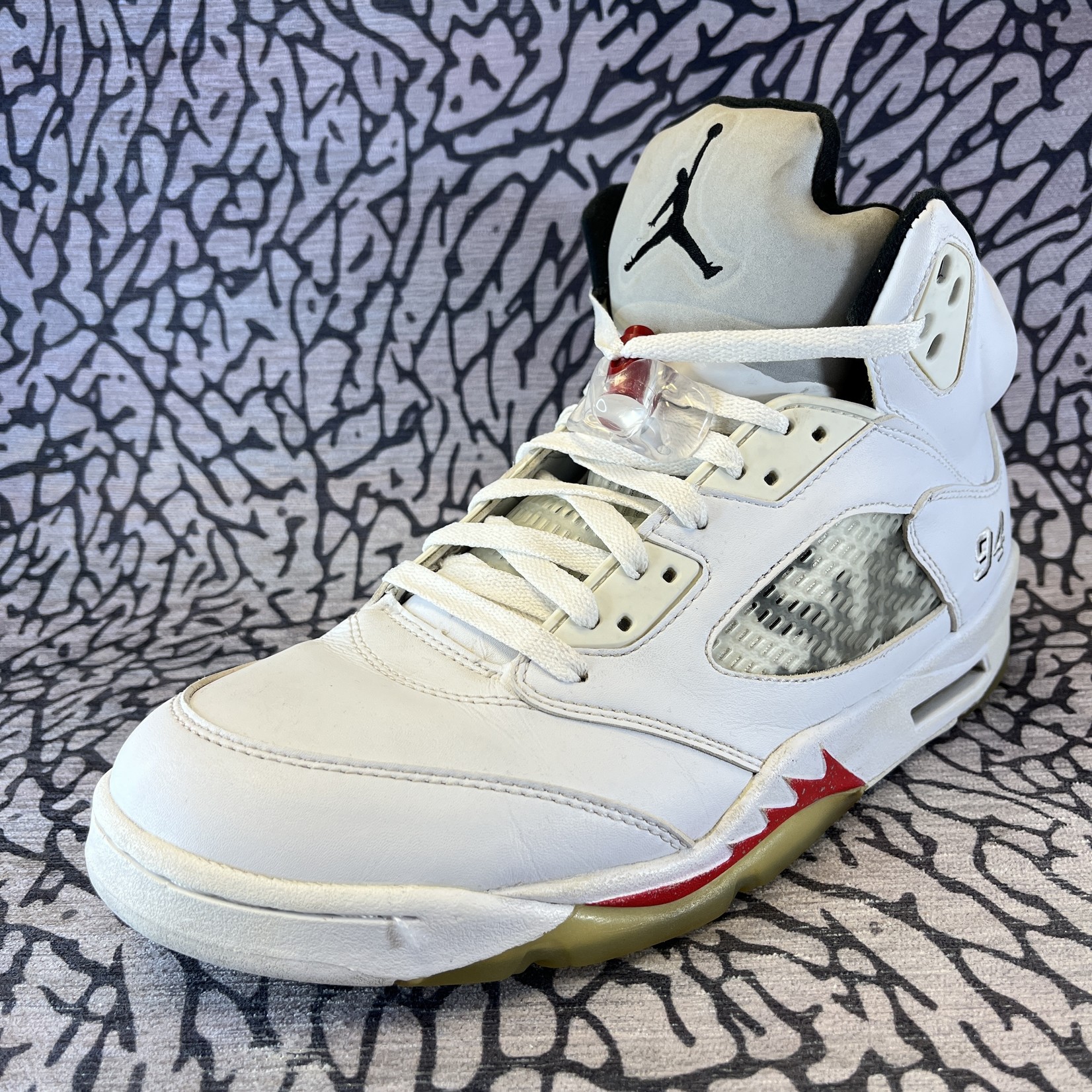 Jordan Pre-owned Air Jordan 5 Retro Supreme White Rep Box