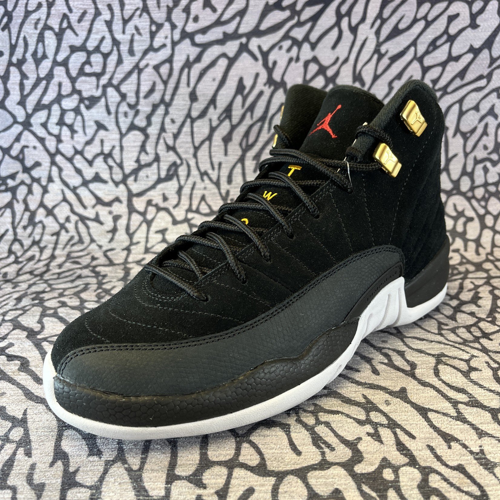 Air Jordan 12 Retro Reverse Taxi  Air jordans, Air jordan 12 retro, Jordan  12 retro