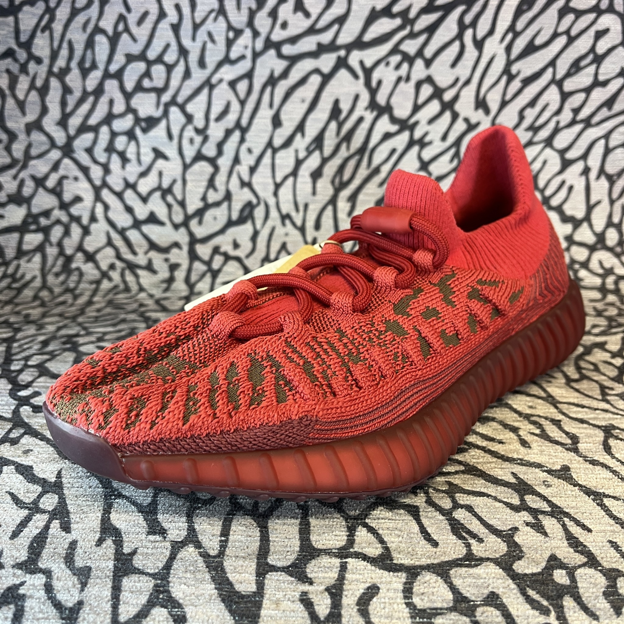 Yeezy Yeezy 350 V2 CMPCT Slate Red 