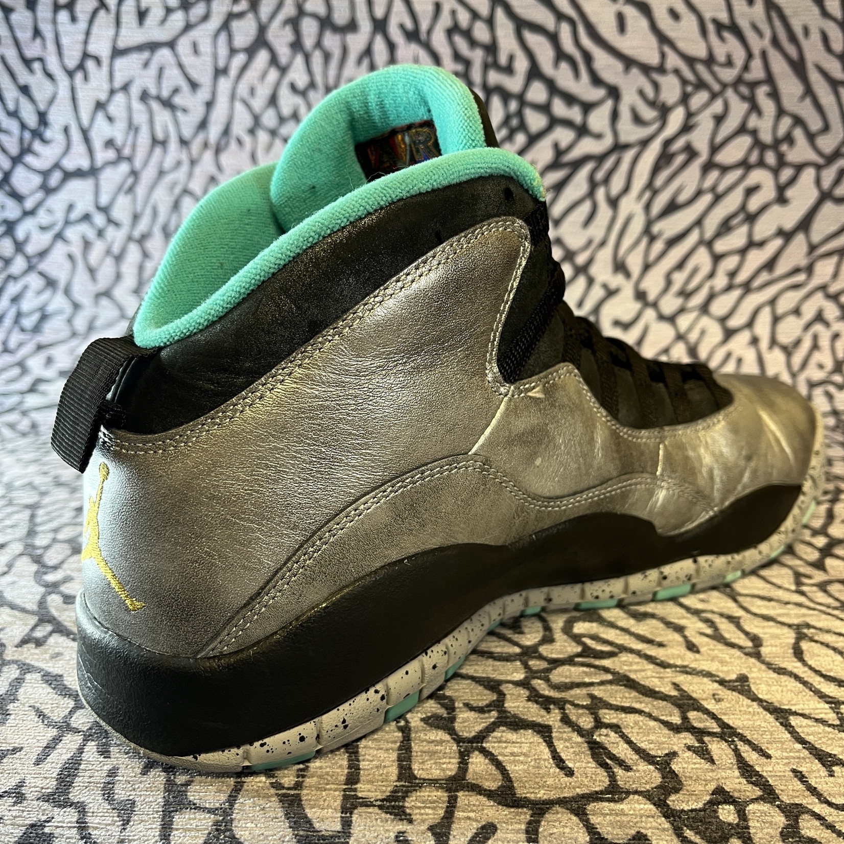 Jordan Pre-owned Air Jordan 10 Retro Lady of Liberty