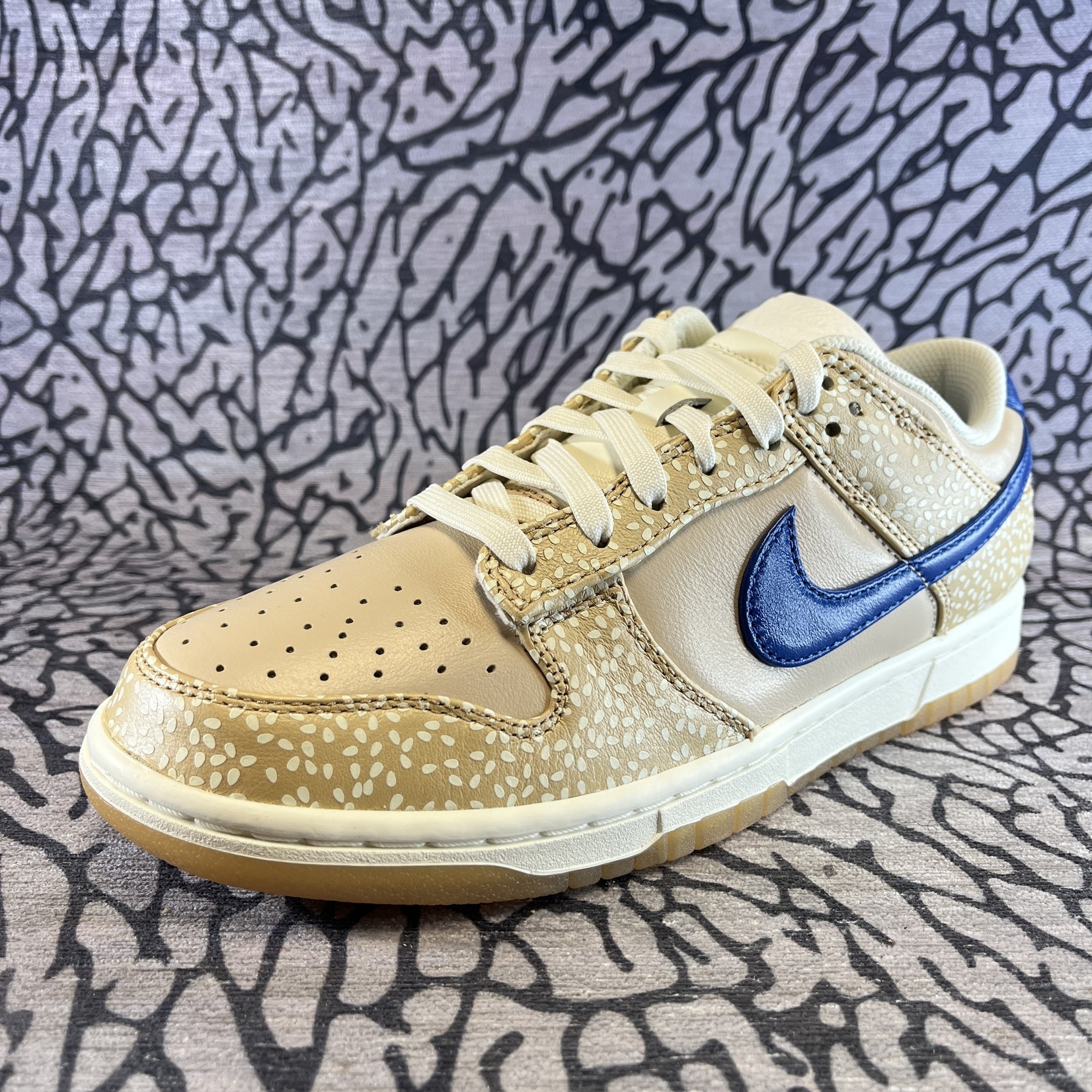 Nike Nike Dunk Low Montreal Bagel Sesame - Lavish Life Sneakers