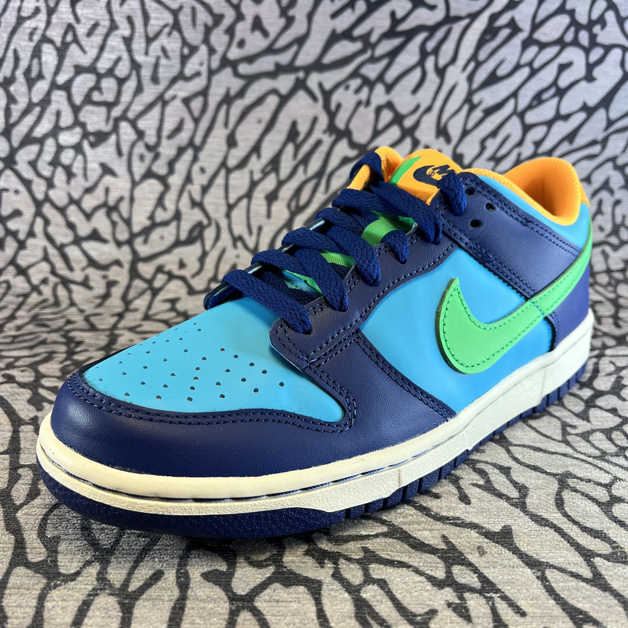 NIKE DUNK LOW ALL-STAR 2023 (GS) The Edit LDN | islamiyyat.com