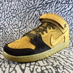 Nike SB Pre-owned Nike SB Dunk Mid Lewis Marnell Rep Box