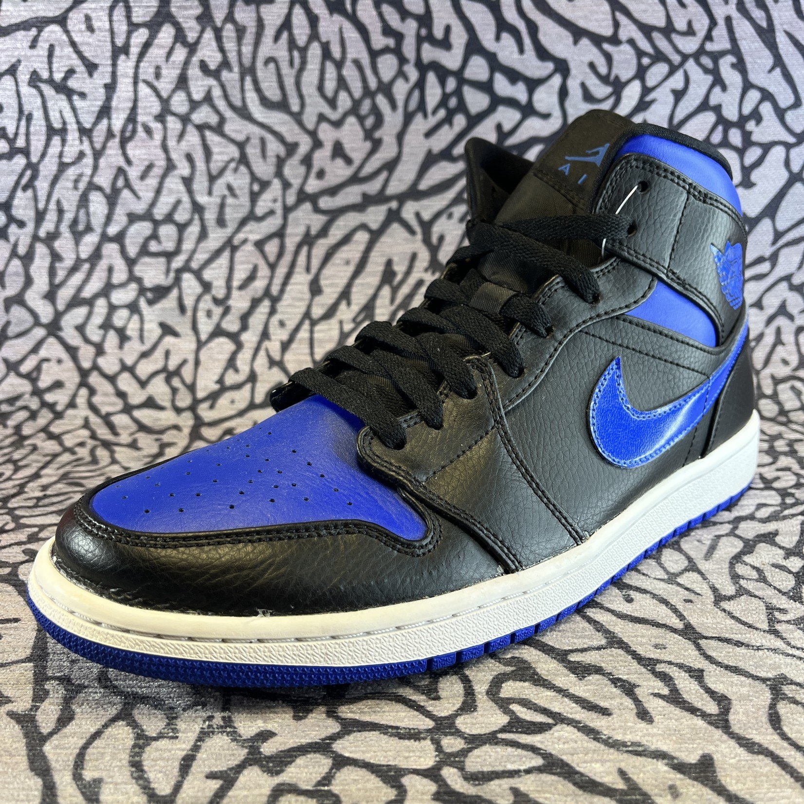 Jordan Pre-owned Air Jordan 1 Mid Royal