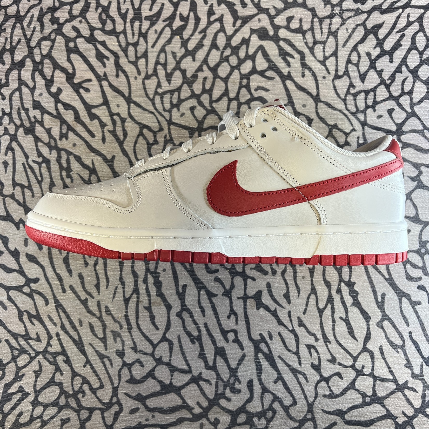 Nike Nike Dunk Low Vast Grey Varsity Red