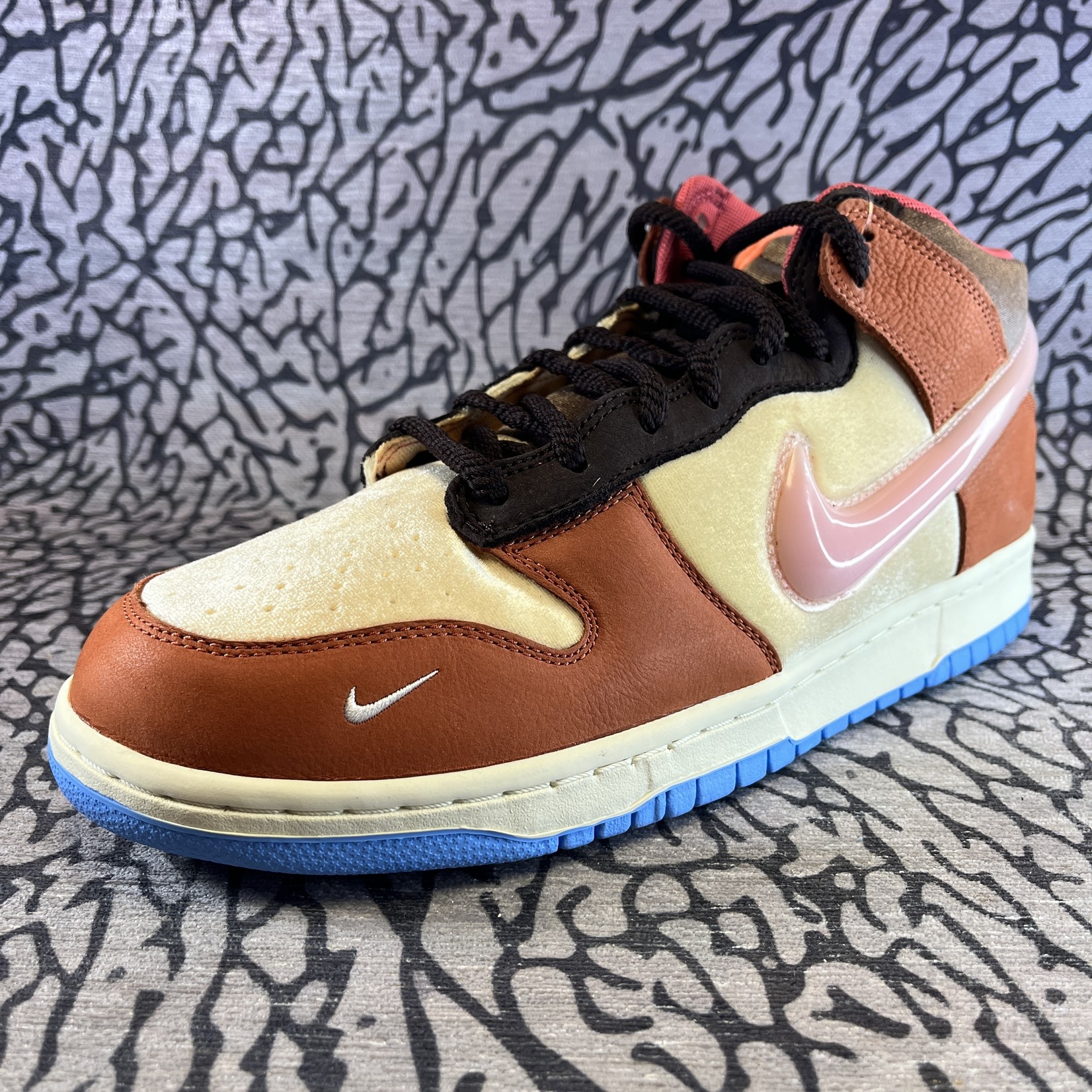 Nike Nike Dunk Mid Social Status Free Lunch Chocolate Milk