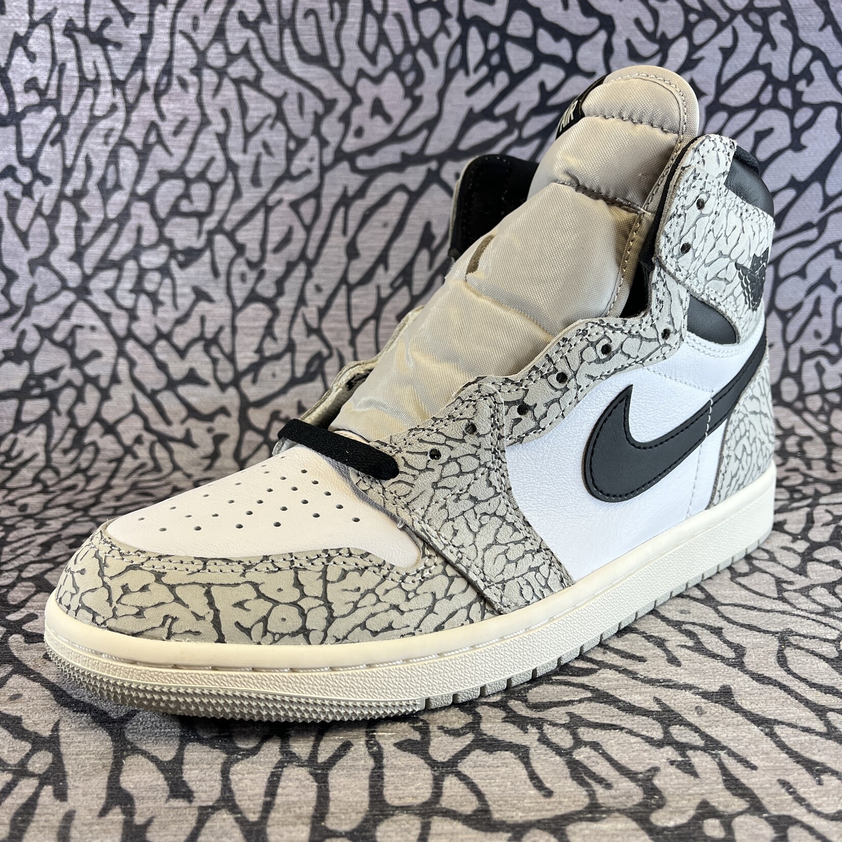 Jordan Air Jordan 1 Retro High OG White Cement - Lavish Life Sneakers