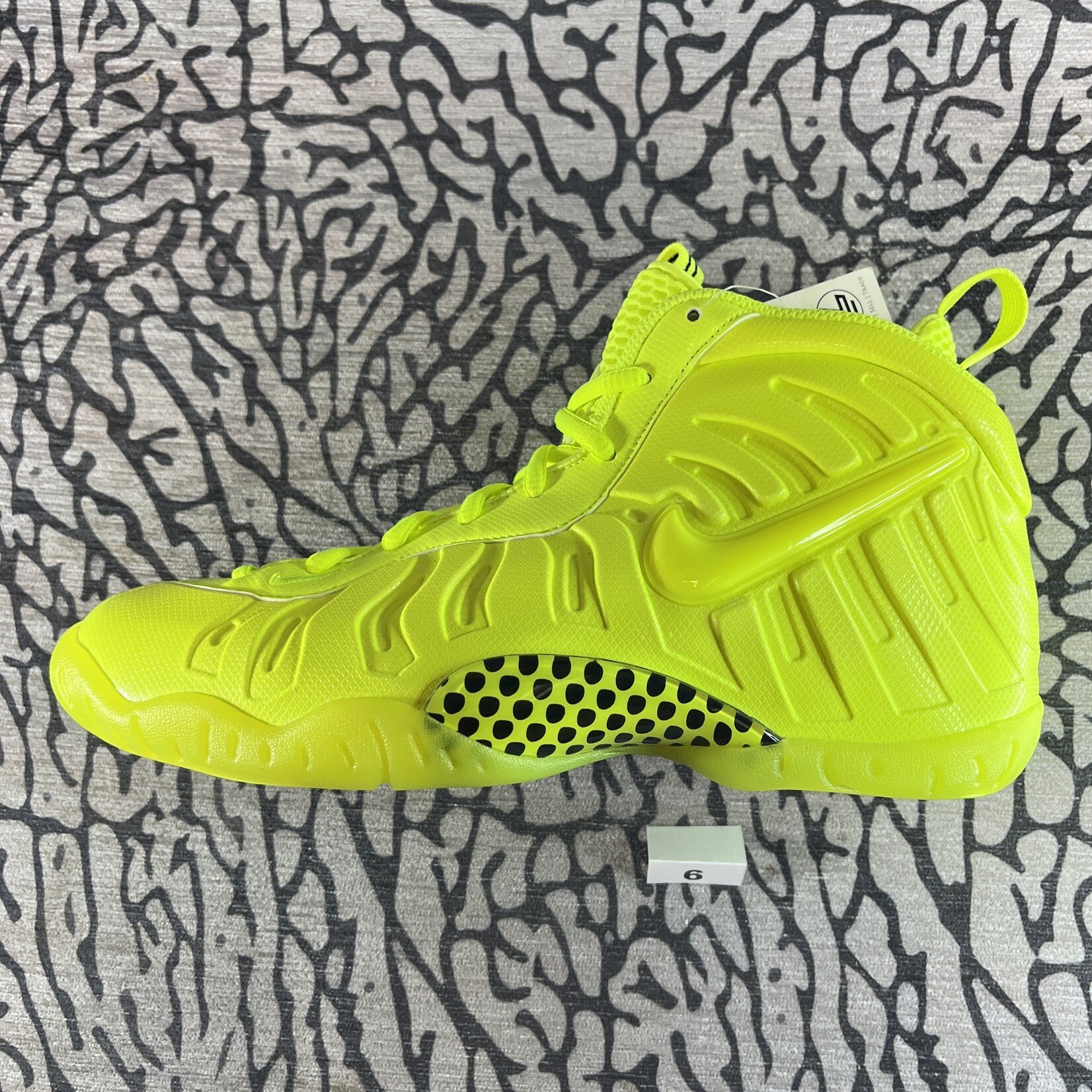 Nike Pre-owned Nike Air Foamposite Pro Volt