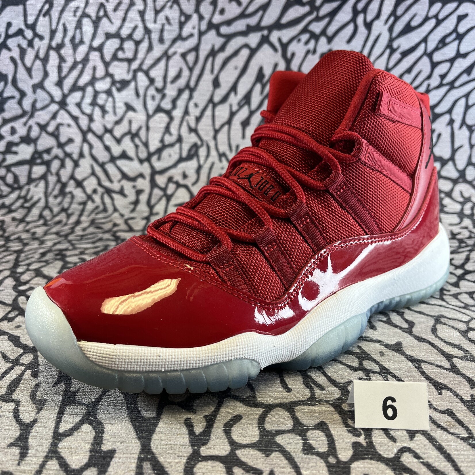 Jordan Pre-owned Air Jordan 11 Retro Win Like 96