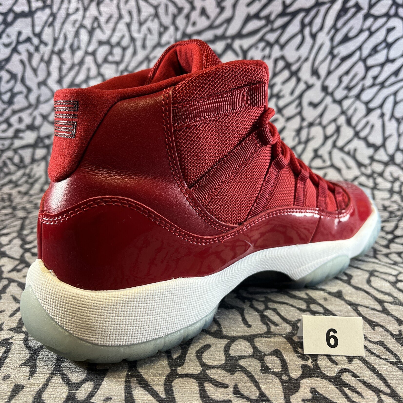 Jordan Pre-owned Air Jordan 11 Retro Win Like 96