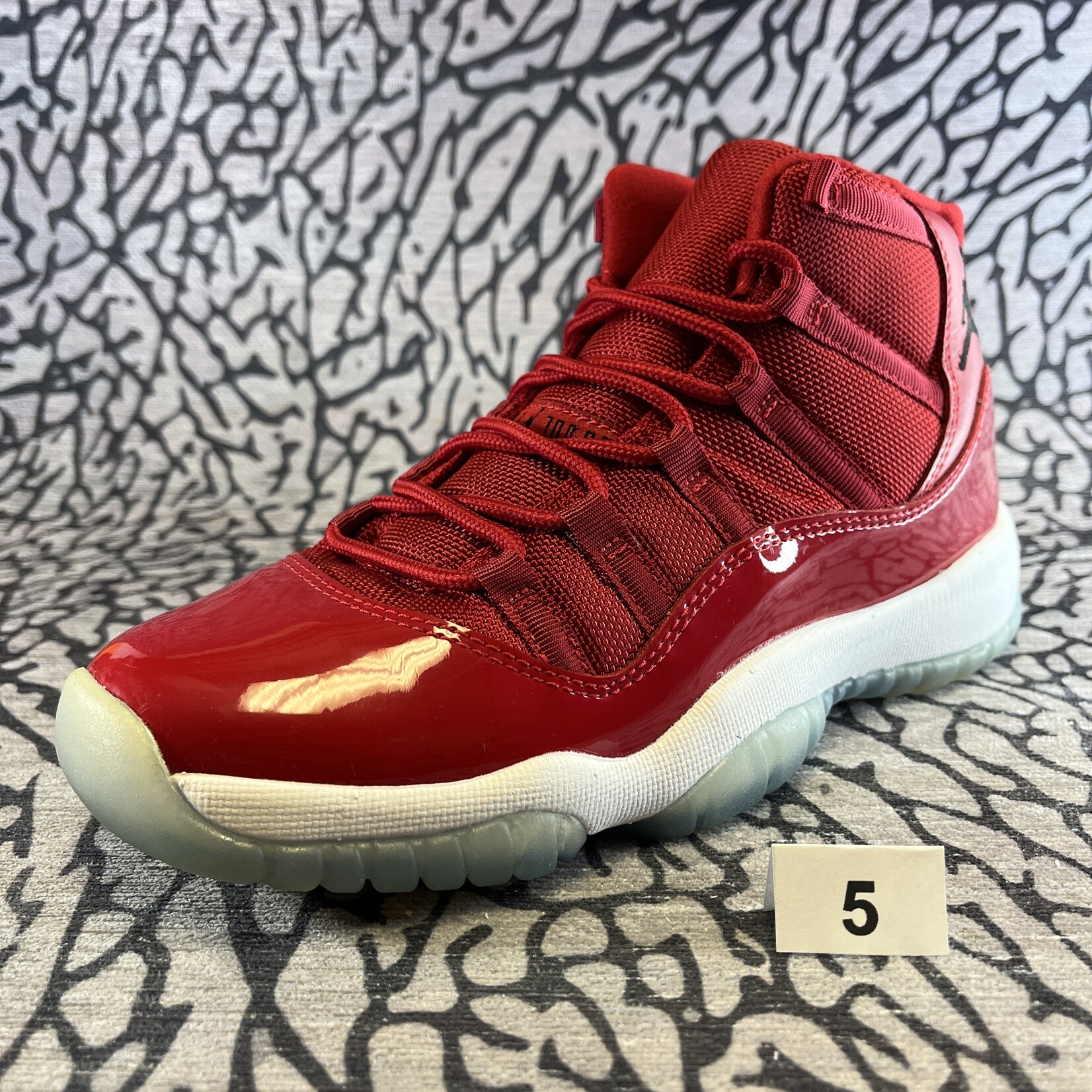 Jordan Pre-owned Air Jordan 11 Retro Win Like 96