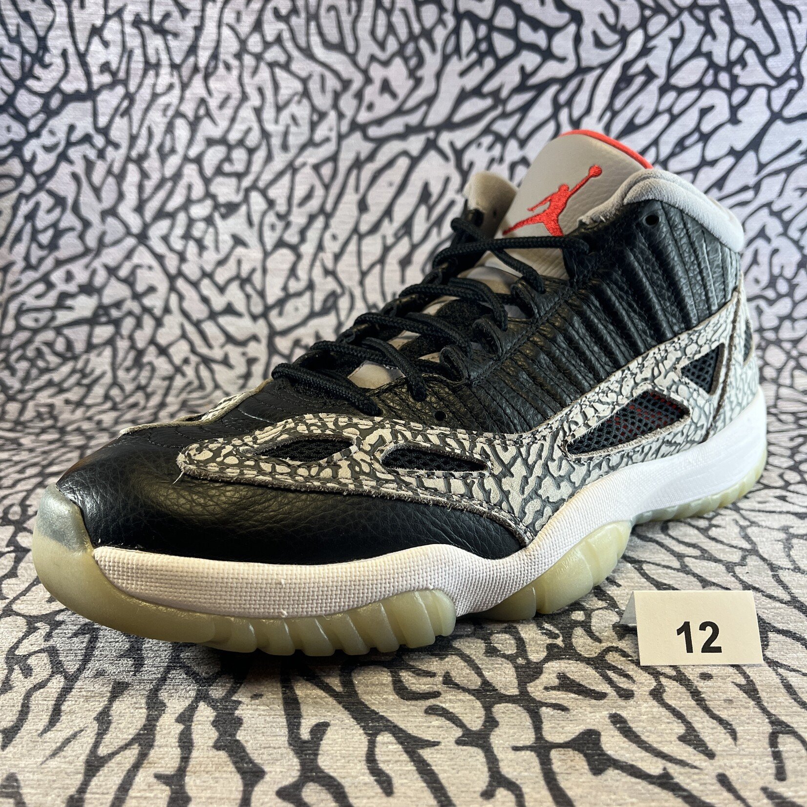 Jordan Pre-owned Air Jordan 11 Retro Low IE Black Cement