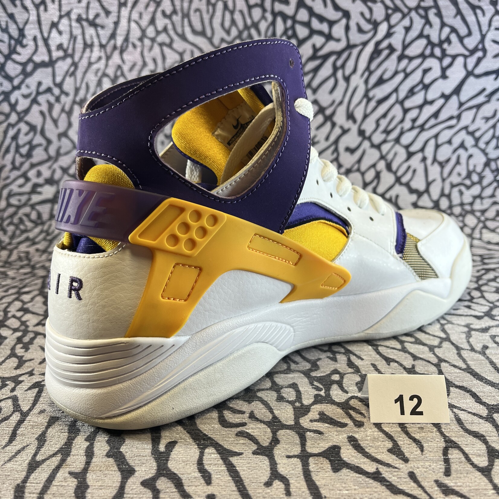 Nike Pre-owned Nike Air Flight Huarache Lakers Rep Box