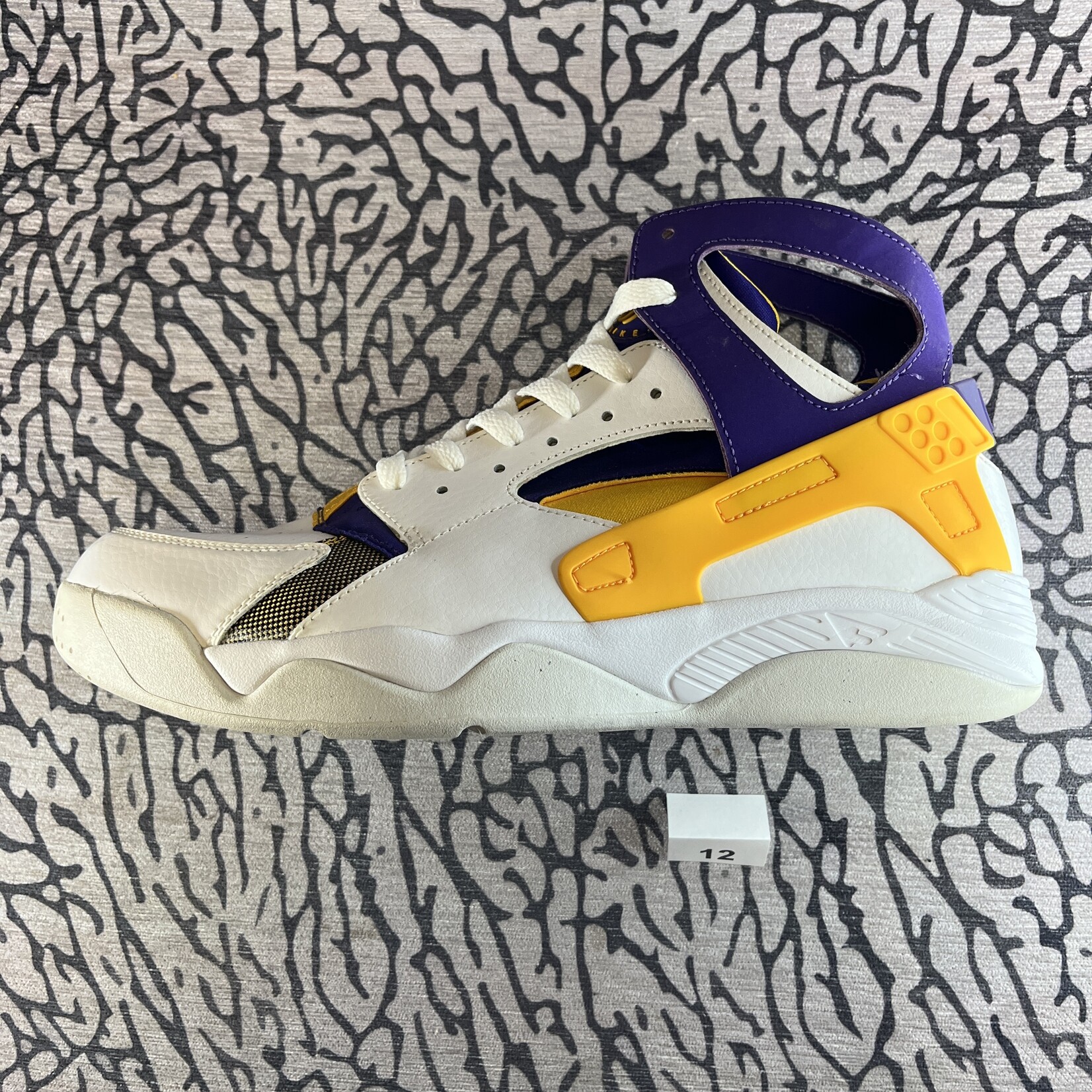 Nike Pre-owned Nike Air Flight Huarache Lakers Rep Box