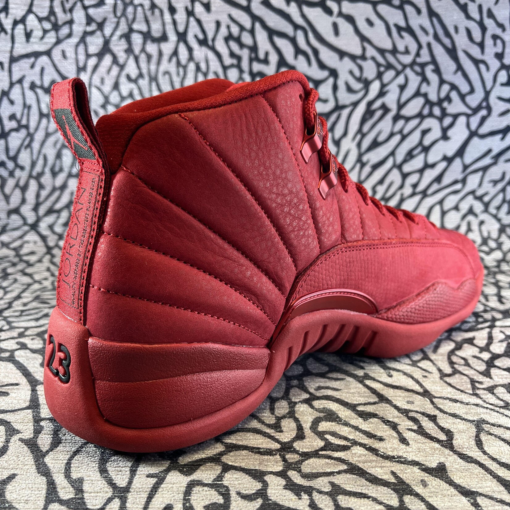 Jordan Air Jordan 12 Retro Gym Red Lavish Life Sneakers 7532