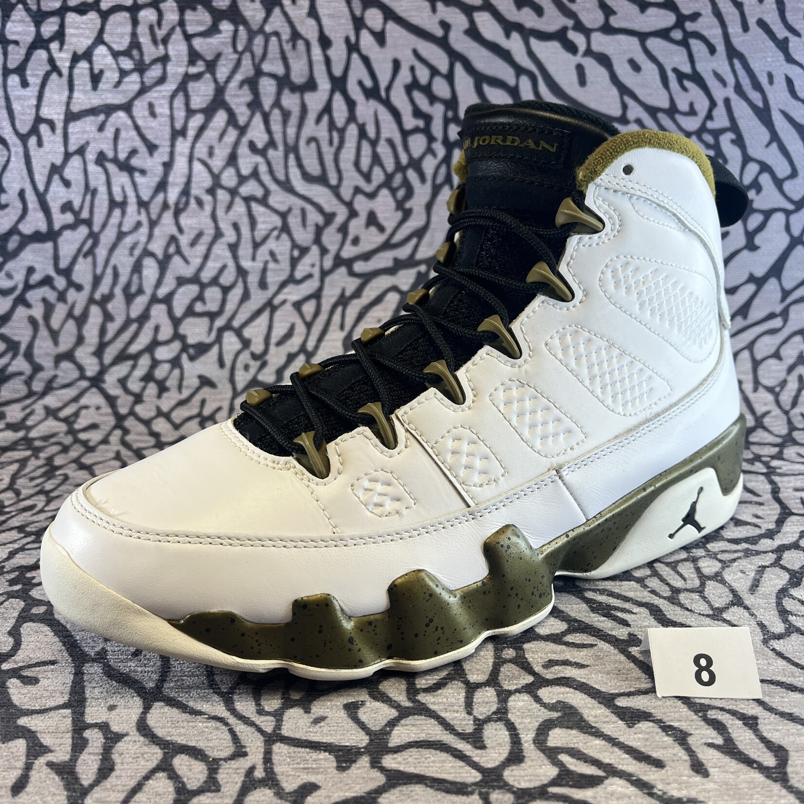 Jordan Pre-owned Air Jordan 9 Retro Statue Rep Box