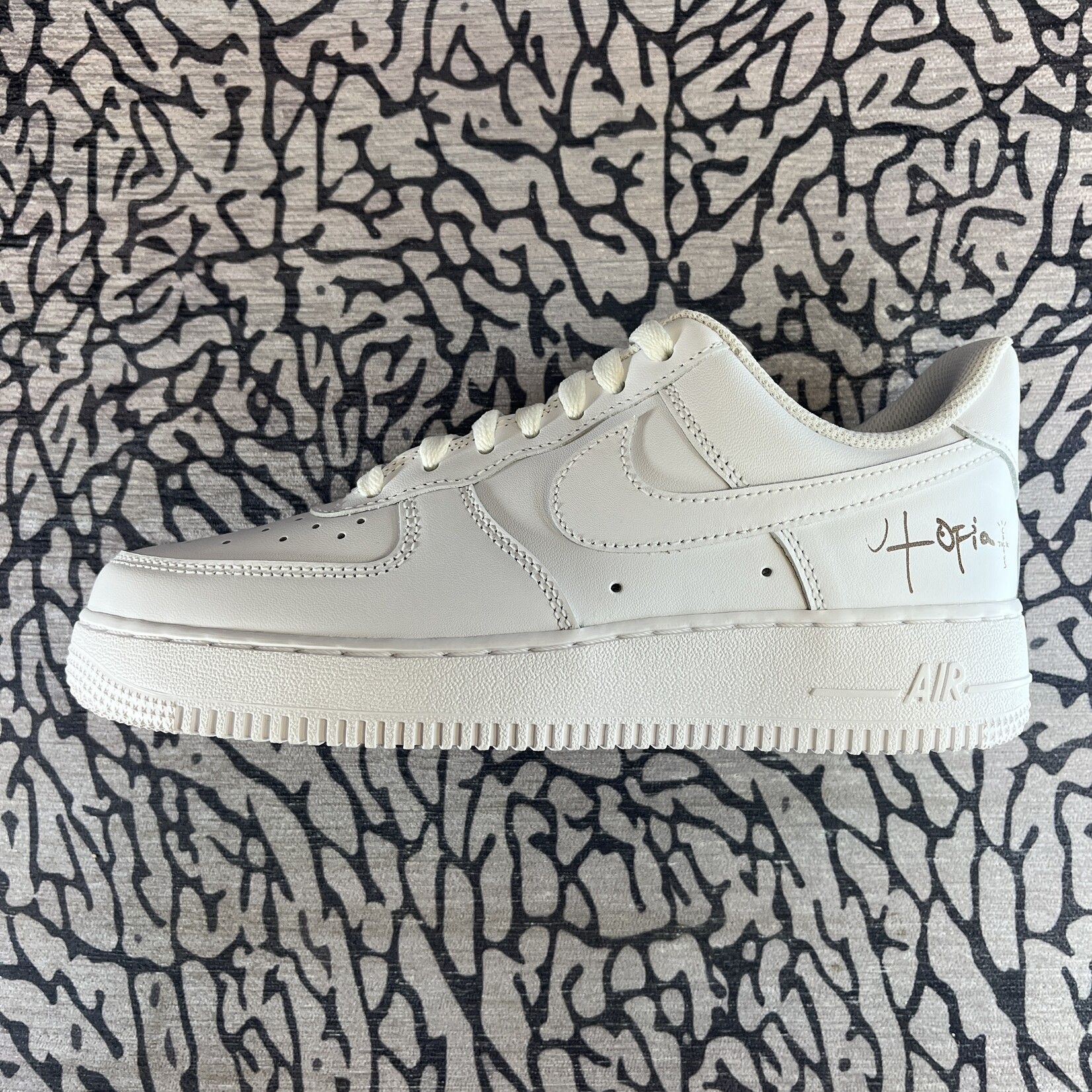 Nike Air Force 1 Low '07 White (Travis Scott Cactus Jack Utopia Edition)