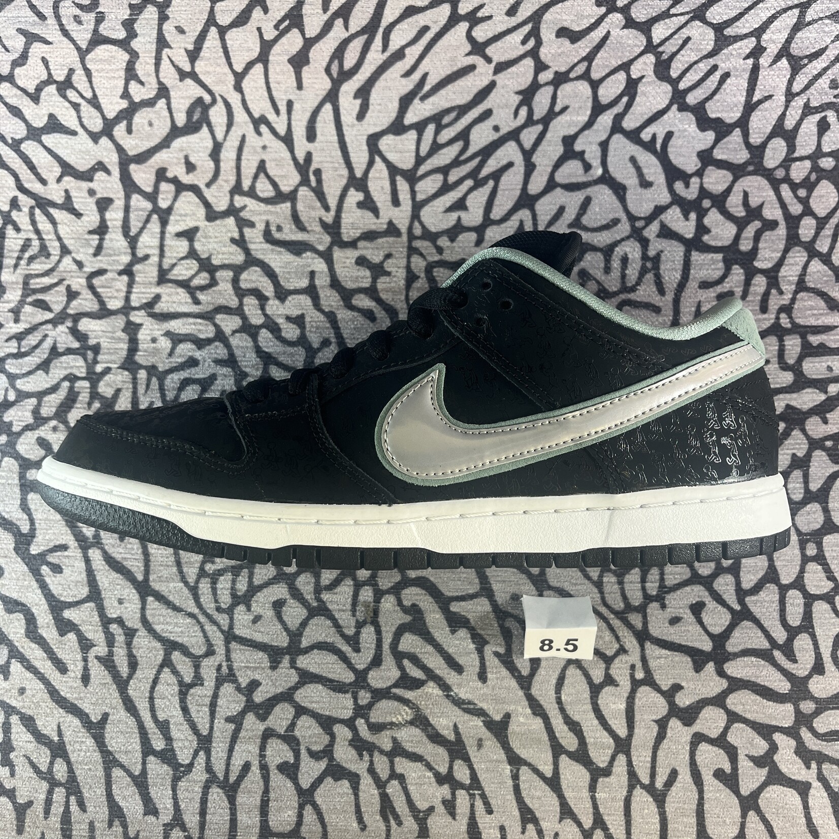 Nike sb spot hotsell