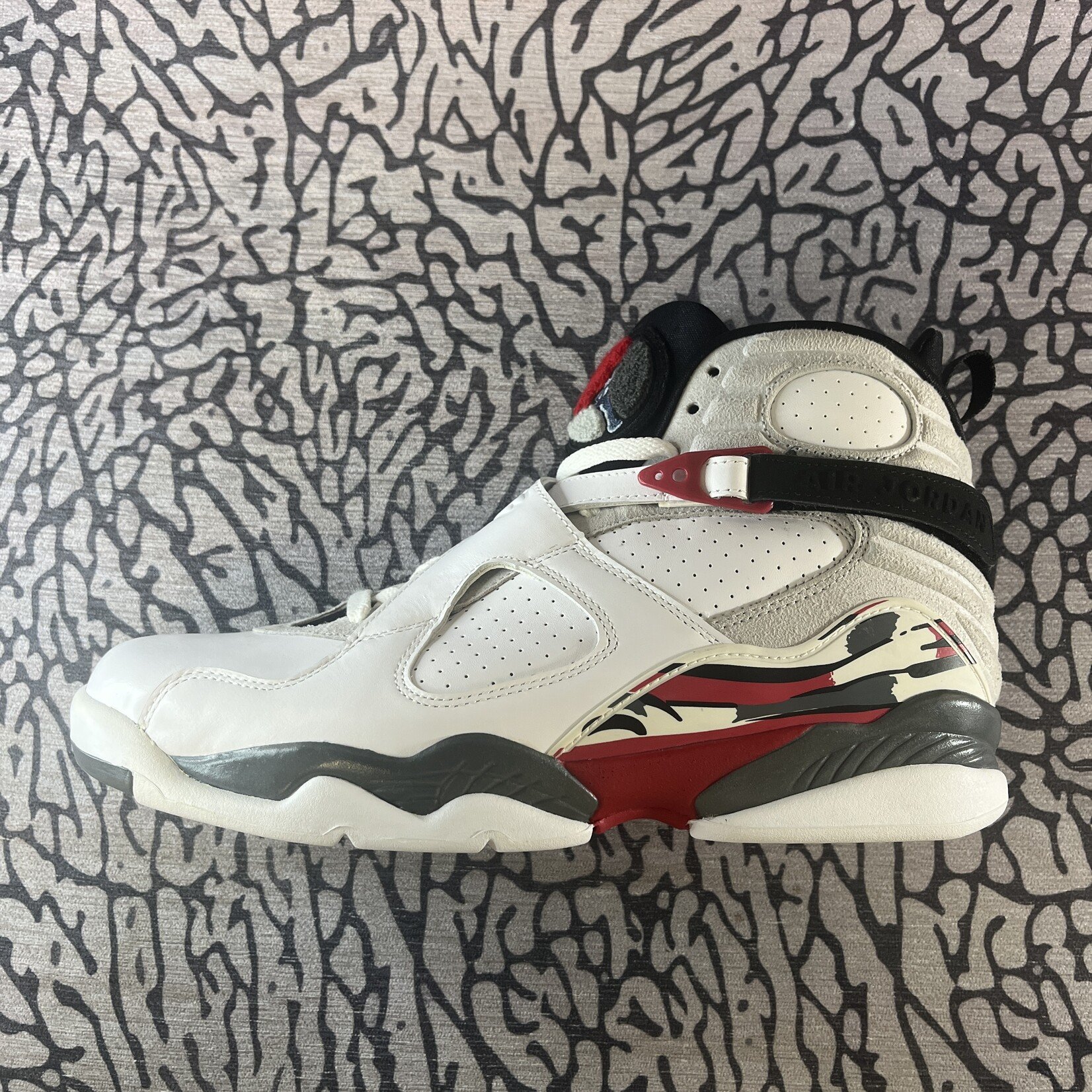 Jordan Air Jordan 8 Retro Bugs Bunny