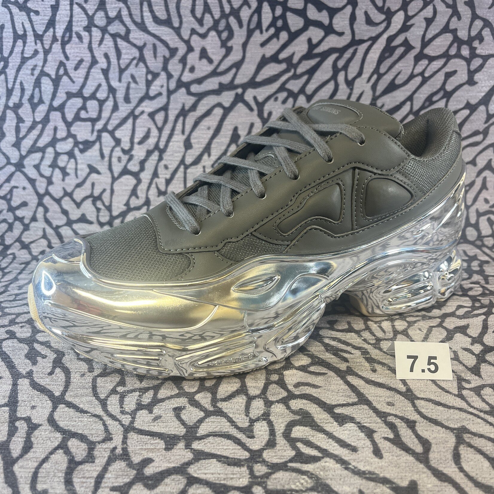 Pre-owned Adidas Ozweego Raf Simons Ash Silver Metallic