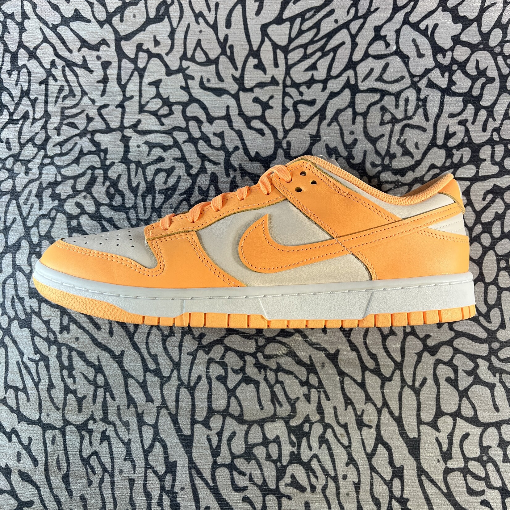 Nike Pre-owned Nike Dunk Low Peach Cream W