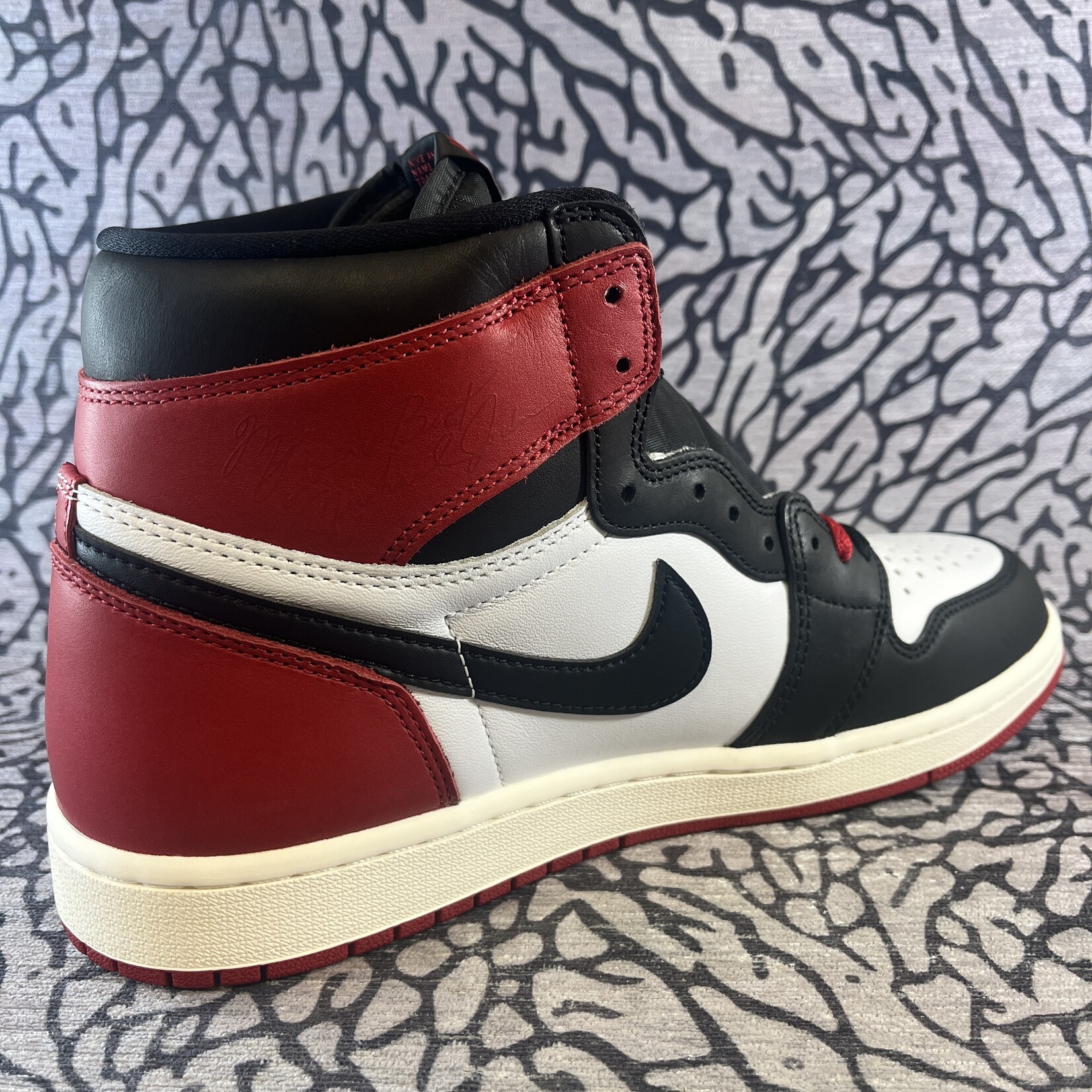 Jordan Air Jordan 1 Retro High OG Black Toe Reimagined