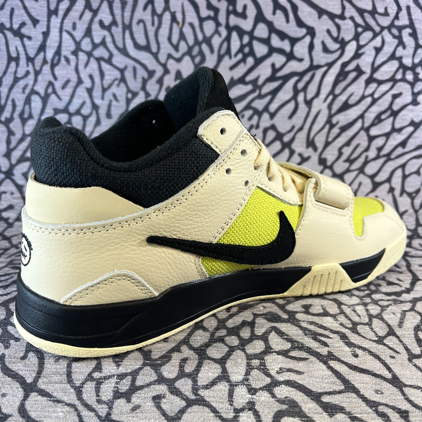 Jordan Air Jordan Jumpman Jack TR Travis Scott Bright Cactus