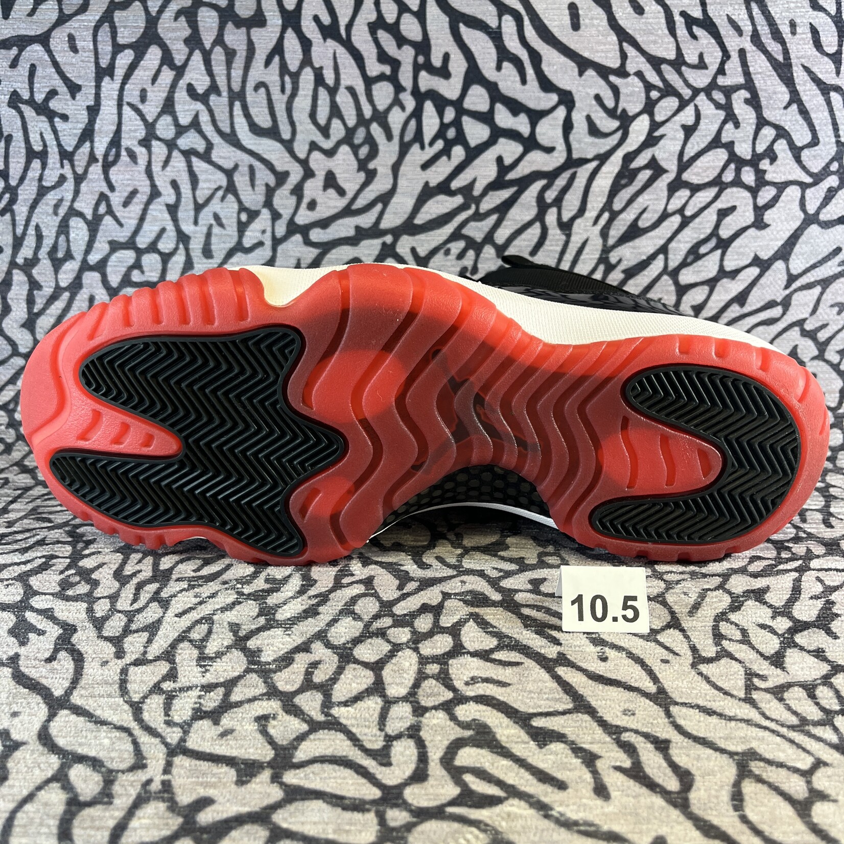 Jordan Pre-owned Air Jordan 11 Retro Low Bred (Replacement Insoles)