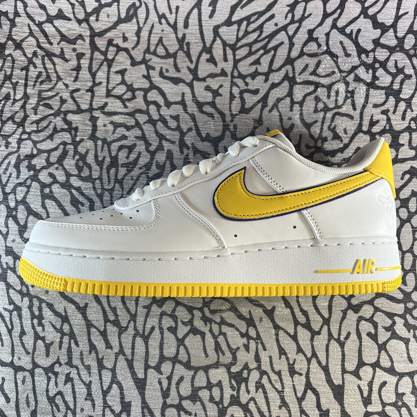 Nike Nike Air Force 1 Low Retro QS Kobe Bryant Lakers Home