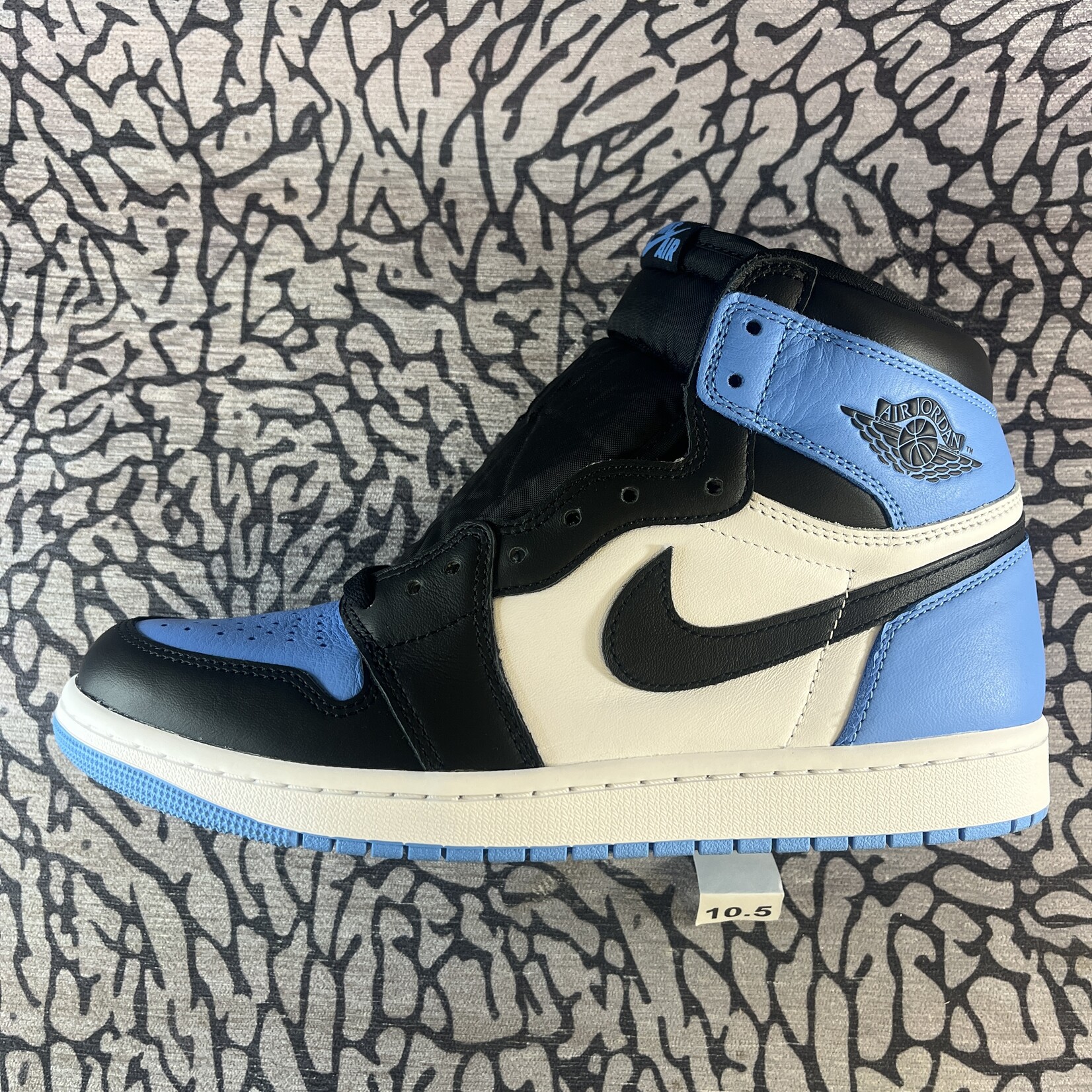 Jordan Pre-owned Air Jordan 1 Retro High OG UNC Toe