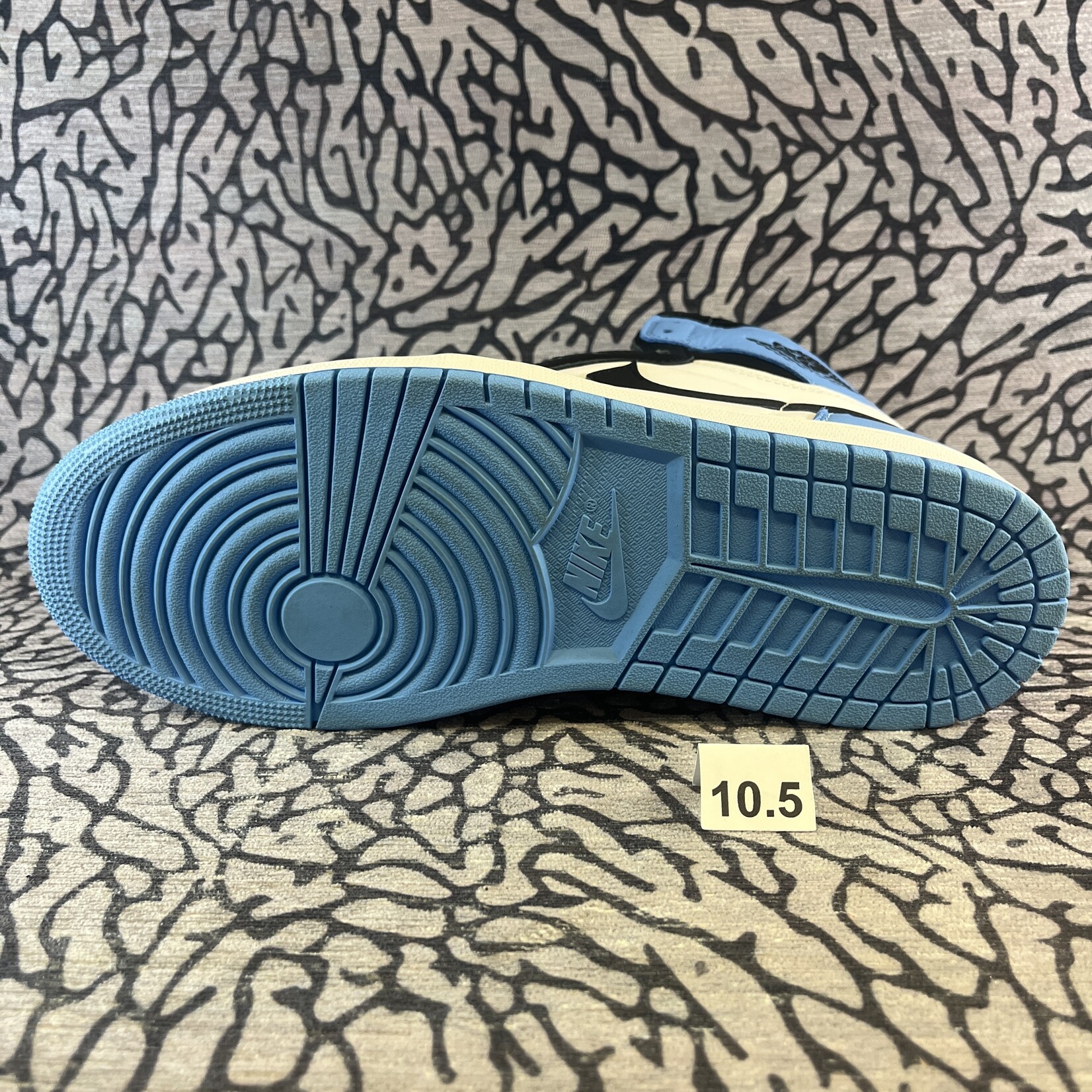 Jordan Pre-owned Air Jordan 1 Retro High OG UNC Toe