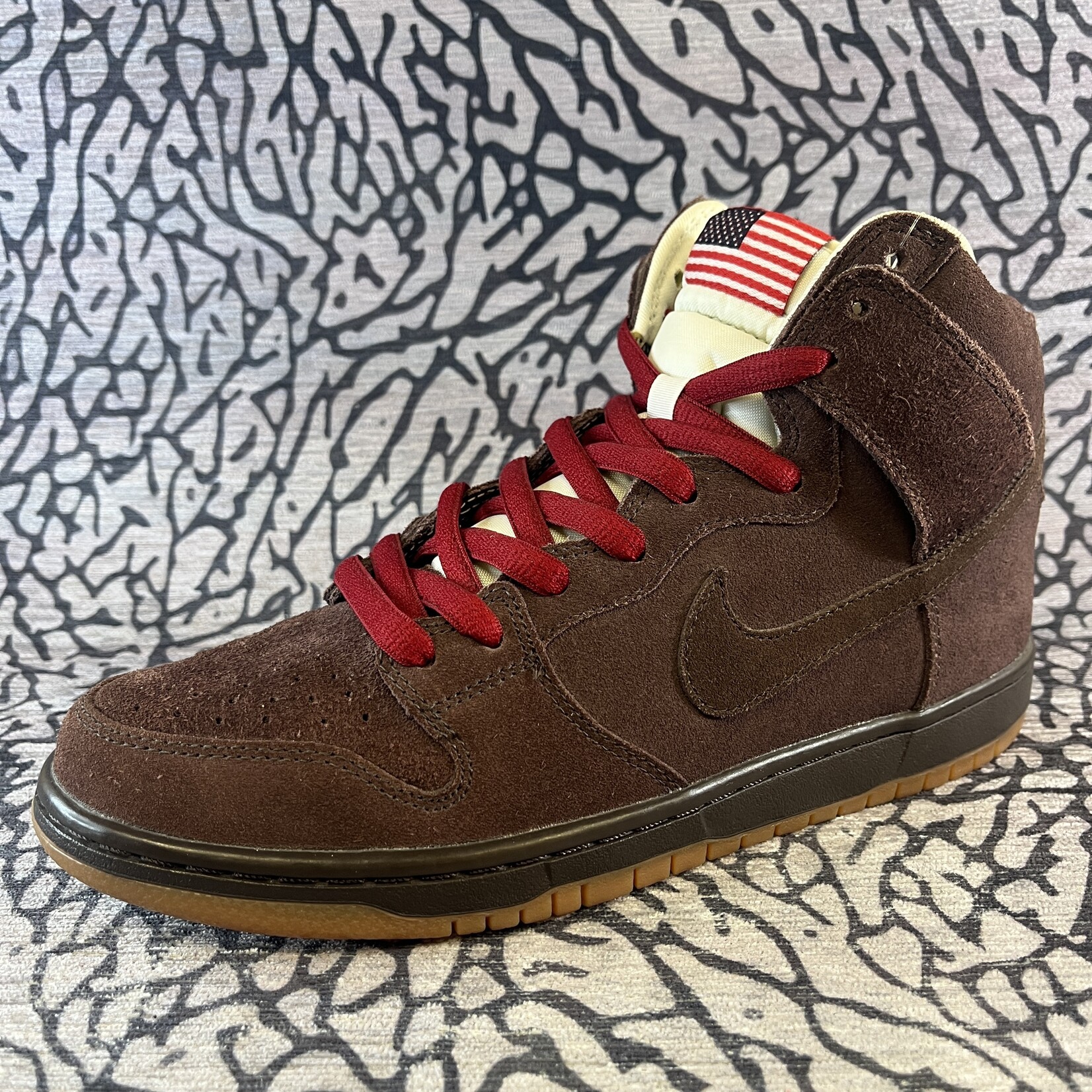 Nike SB Nike Dunk SB High Budweiser (Replacement Box)