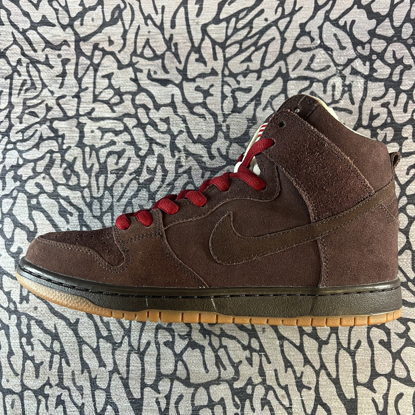 Nike SB Nike Dunk SB High Budweiser (Replacement Box)
