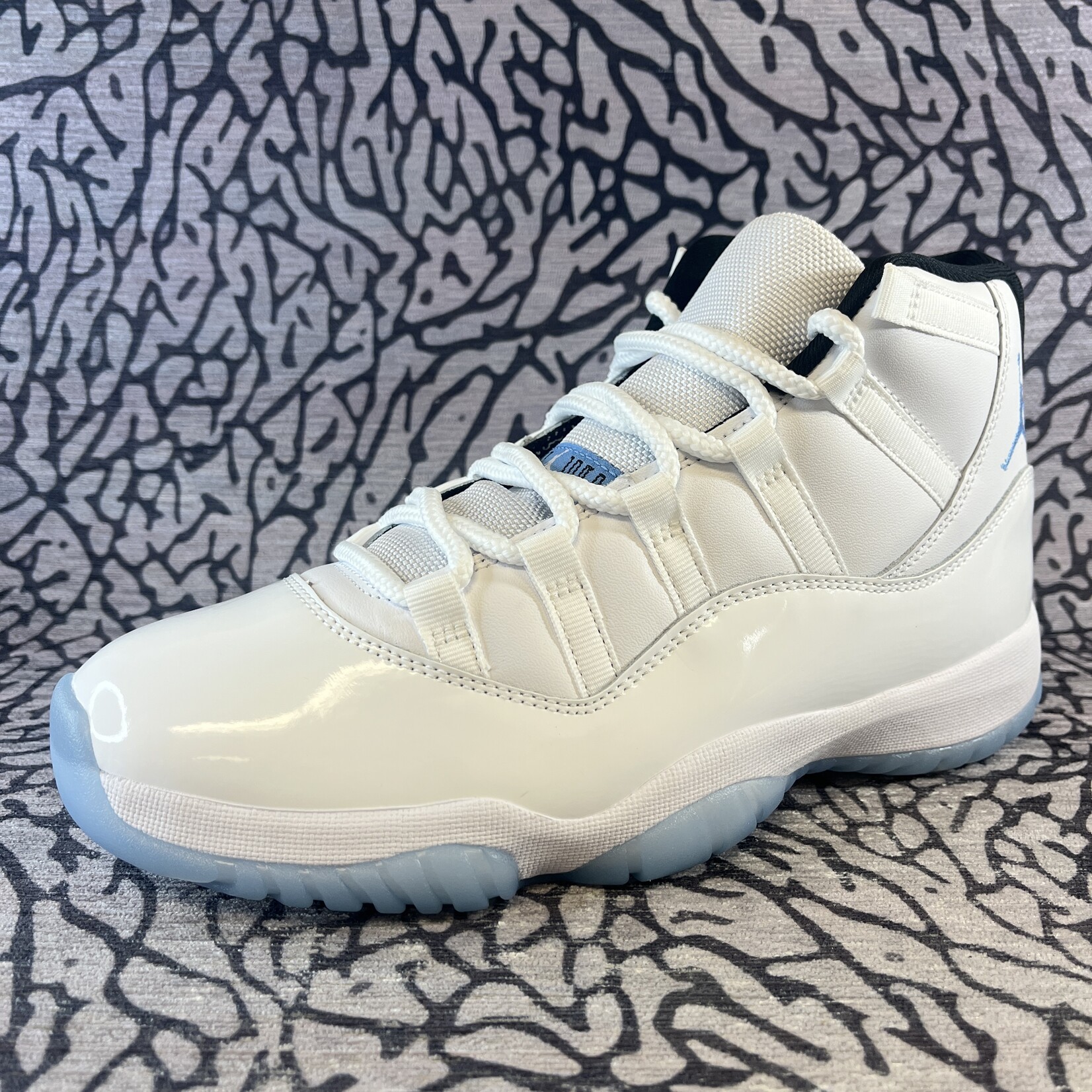 Jordan Air Jordan 11 Retro Legend Blue