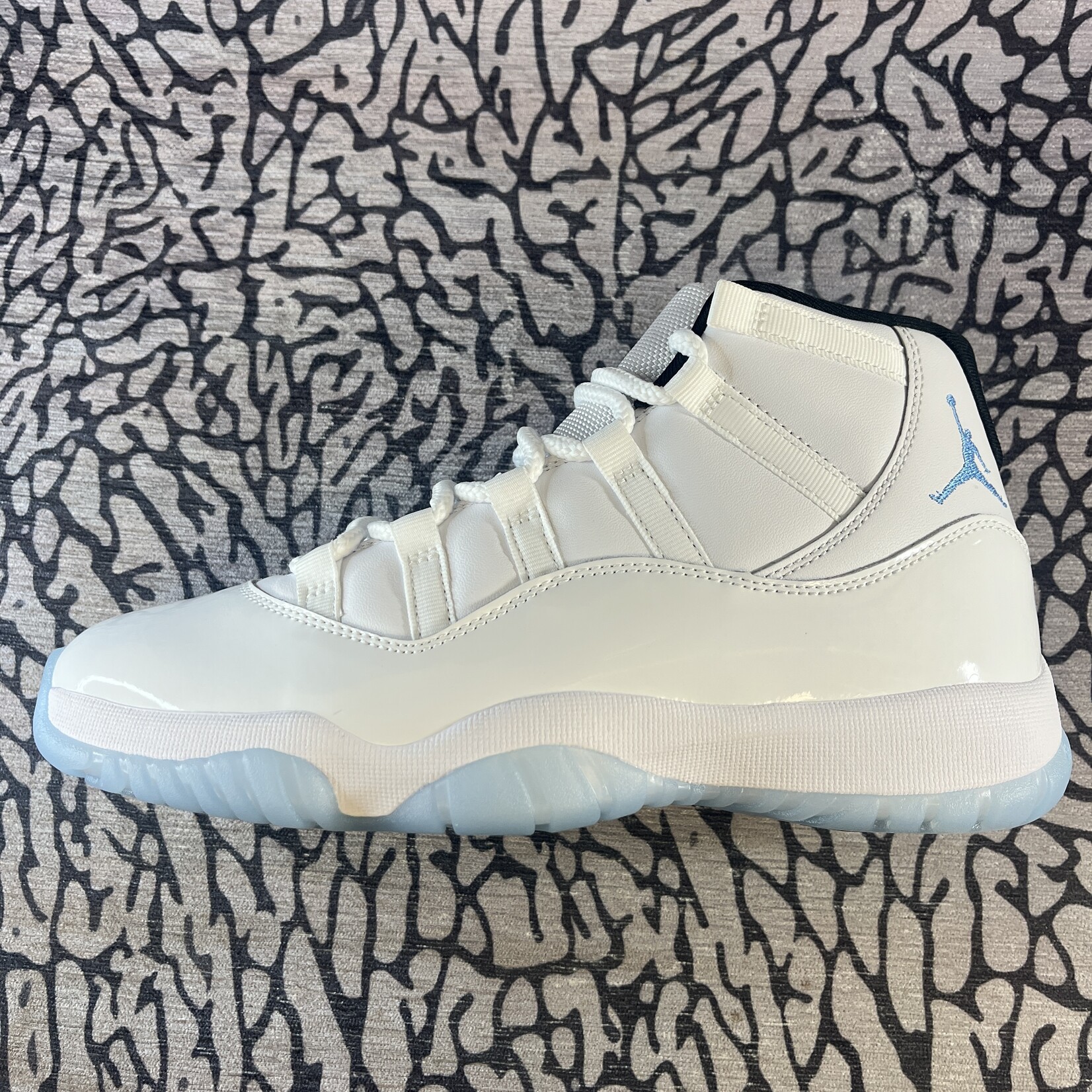 Jordan Air Jordan 11 Retro Legend Blue