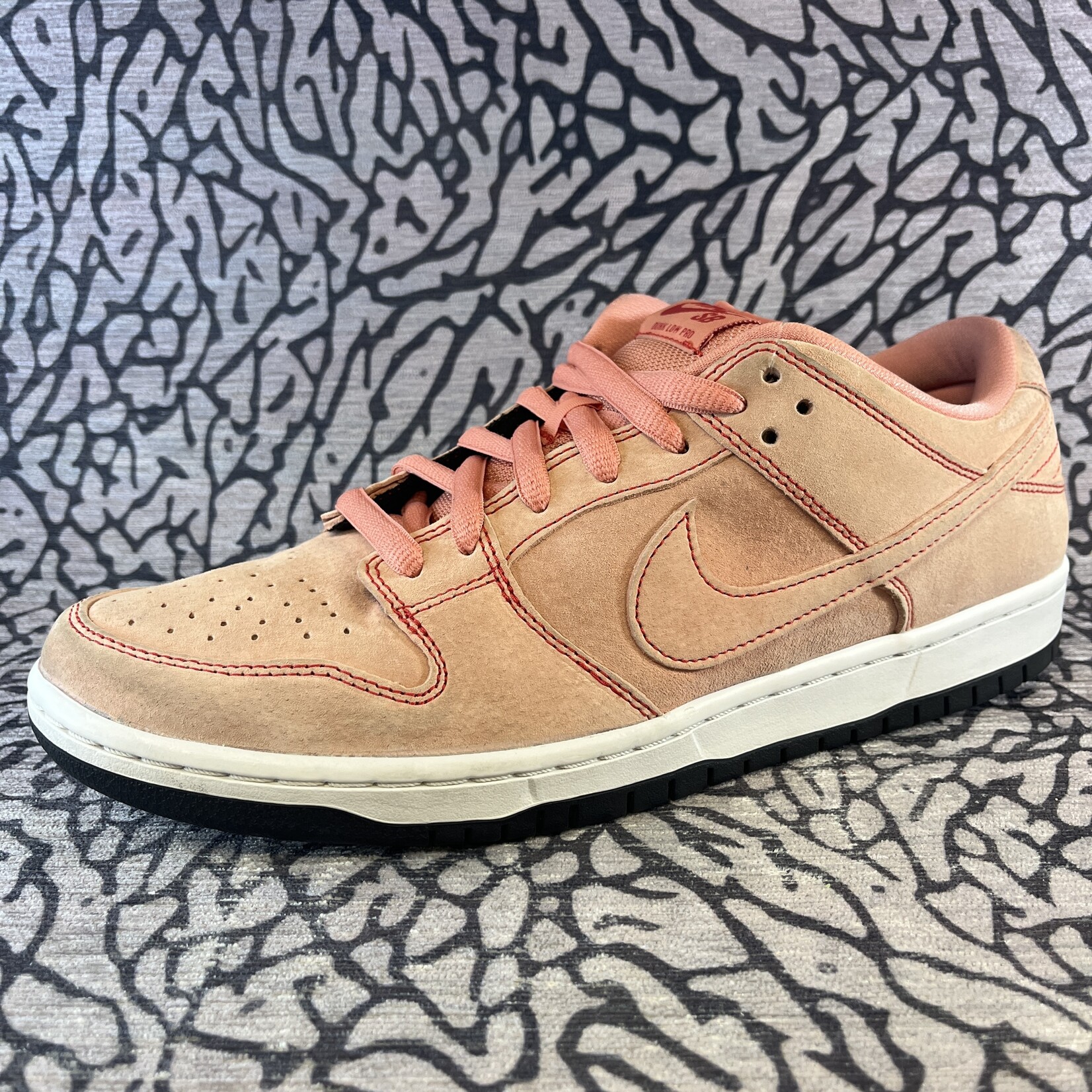 Nike SB Pre-owned Nike SB Dunk Low Pink Pig