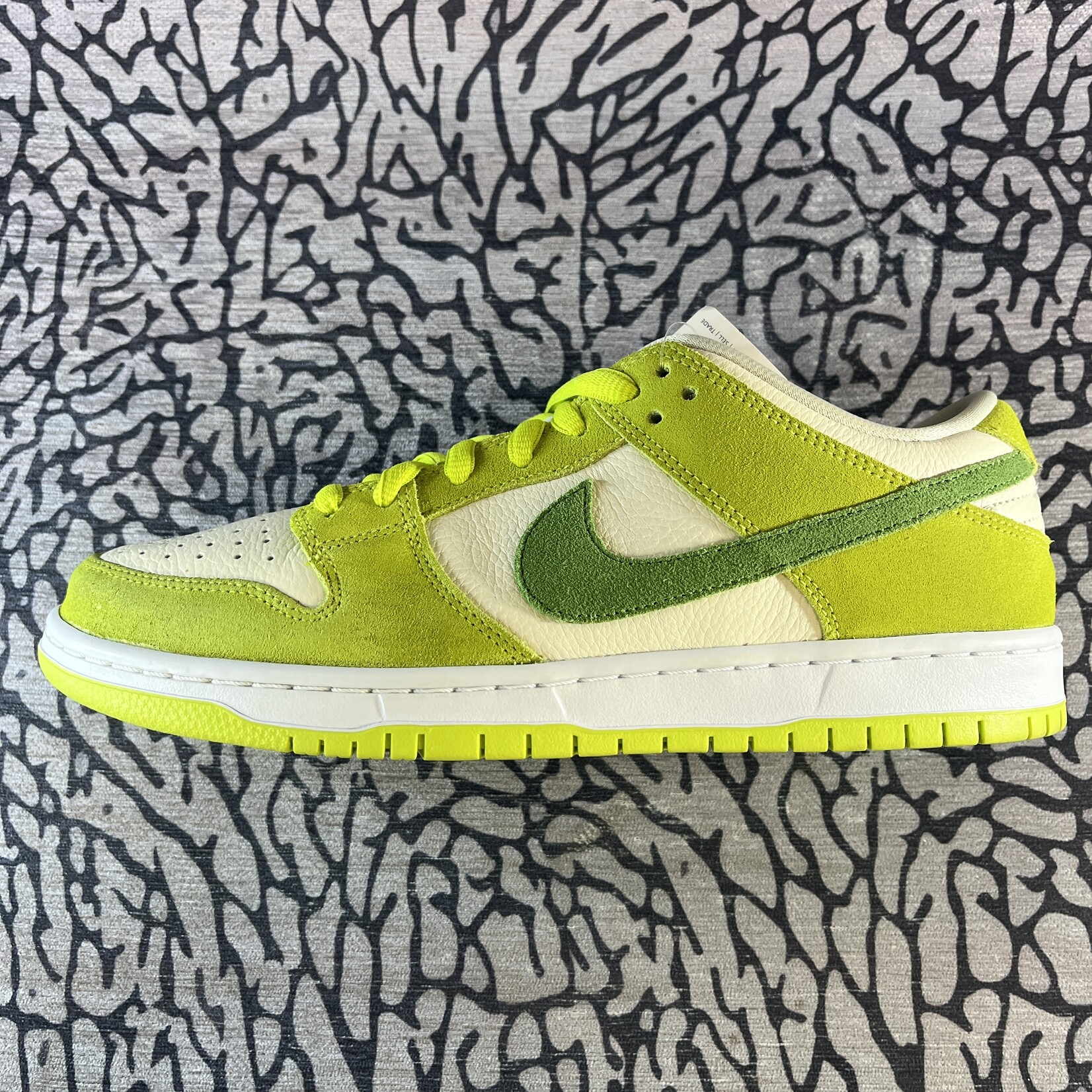 Nike SB Pre-owned Nike SB Dunk Low Green Apple
